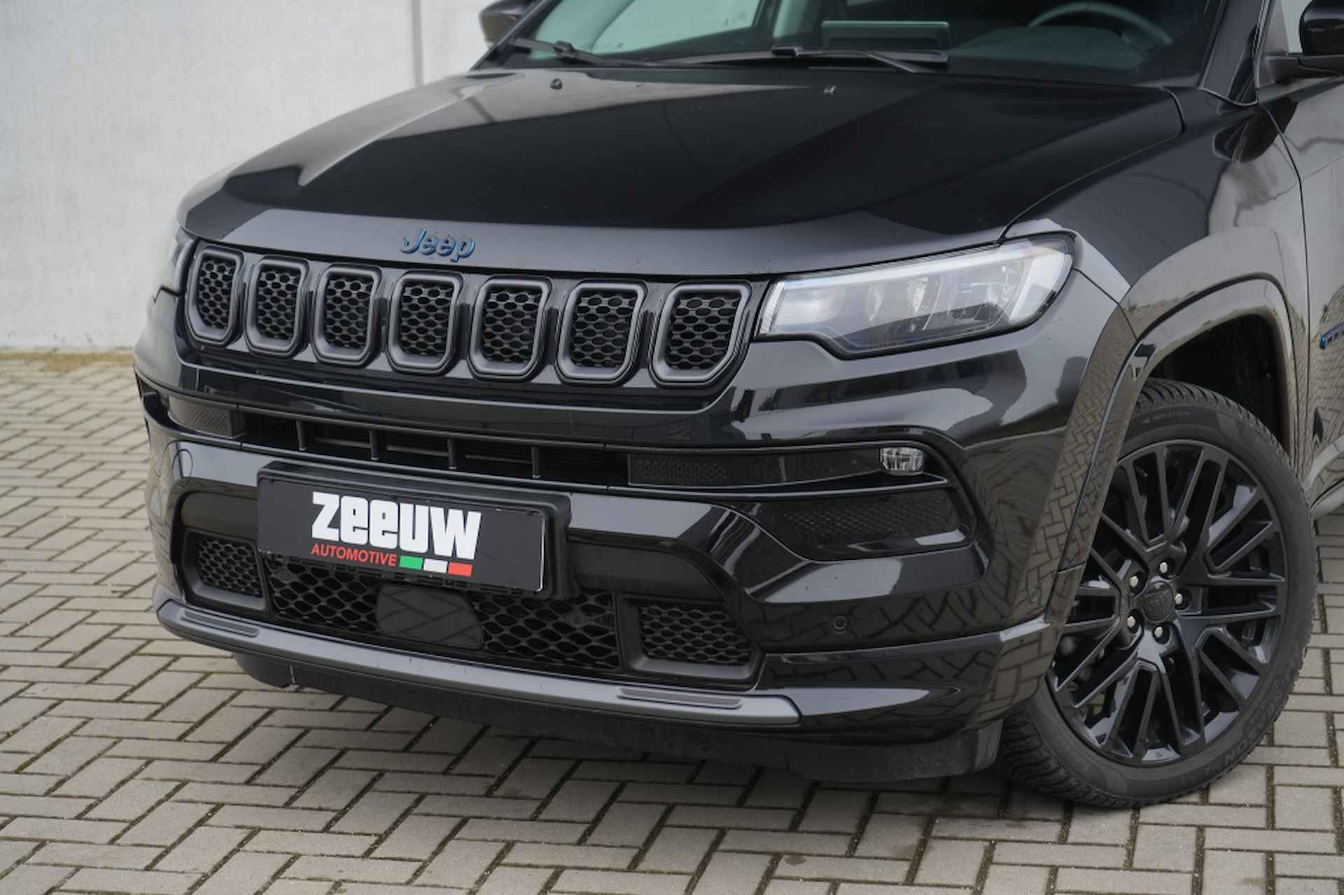 Jeep Compass  4xe 240 PK Hybrid S | Leder | Navi | Winter | Camera | 19" - 2/34