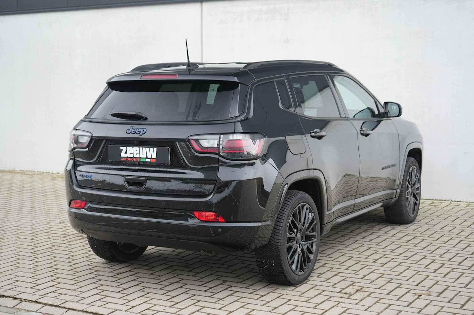 Jeep Compass  4xe 240 PK Hybrid S | Leder | Navi | Winter | Camera | 19" - 19/34