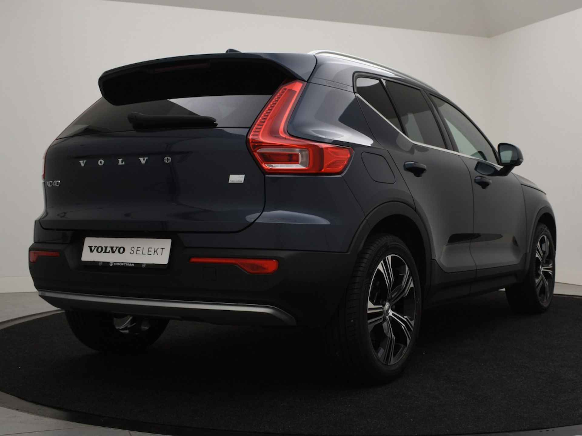 Volvo XC40 T4 PLUG-IN HYBRID INSCRIPTION STUURVERWARMING CAMERA TREKHAAK VO - 4/44