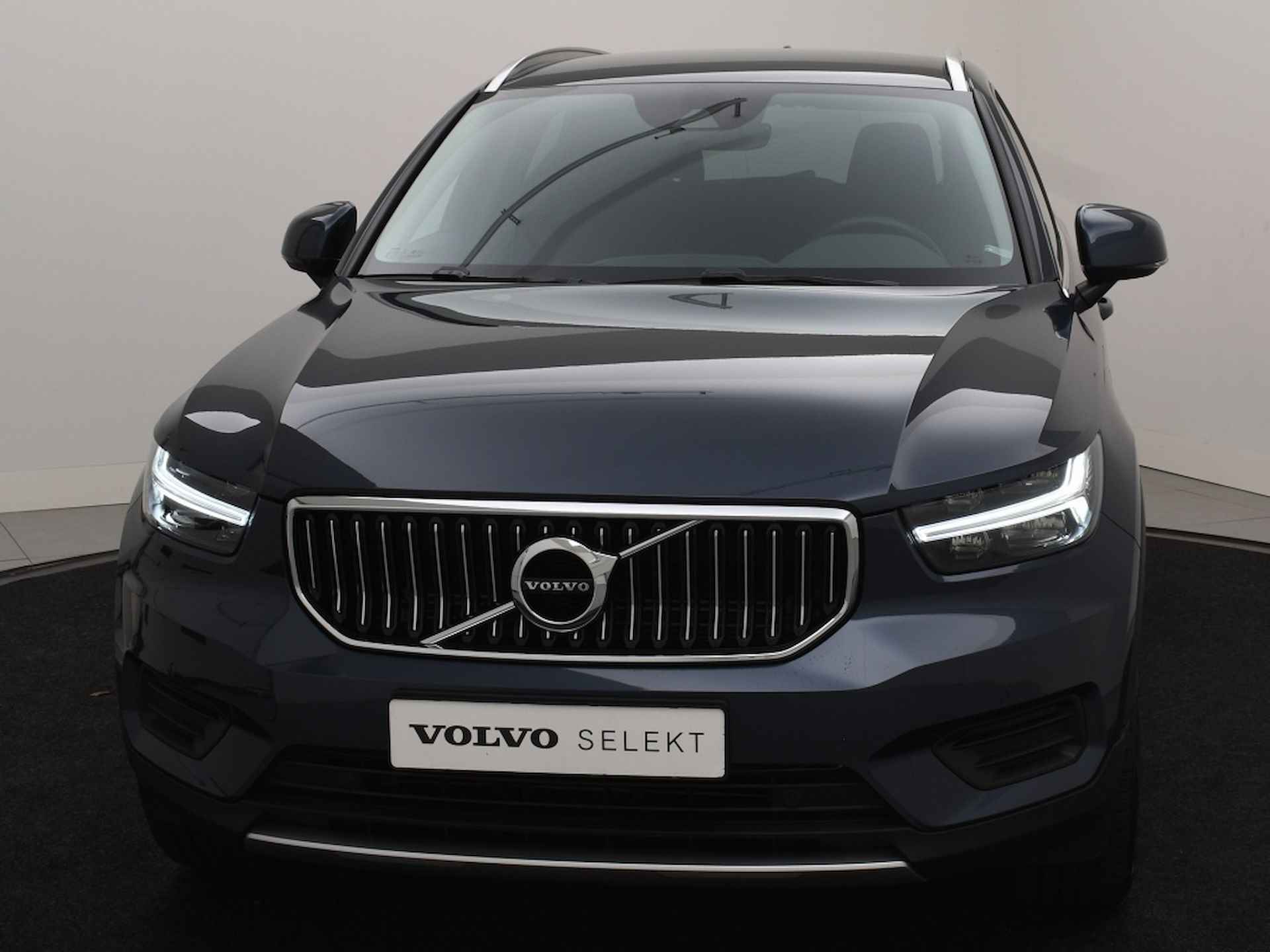 Volvo XC40 T4 PLUG-IN HYBRID INSCRIPTION STUURVERWARMING CAMERA TREKHAAK VO - 6/44