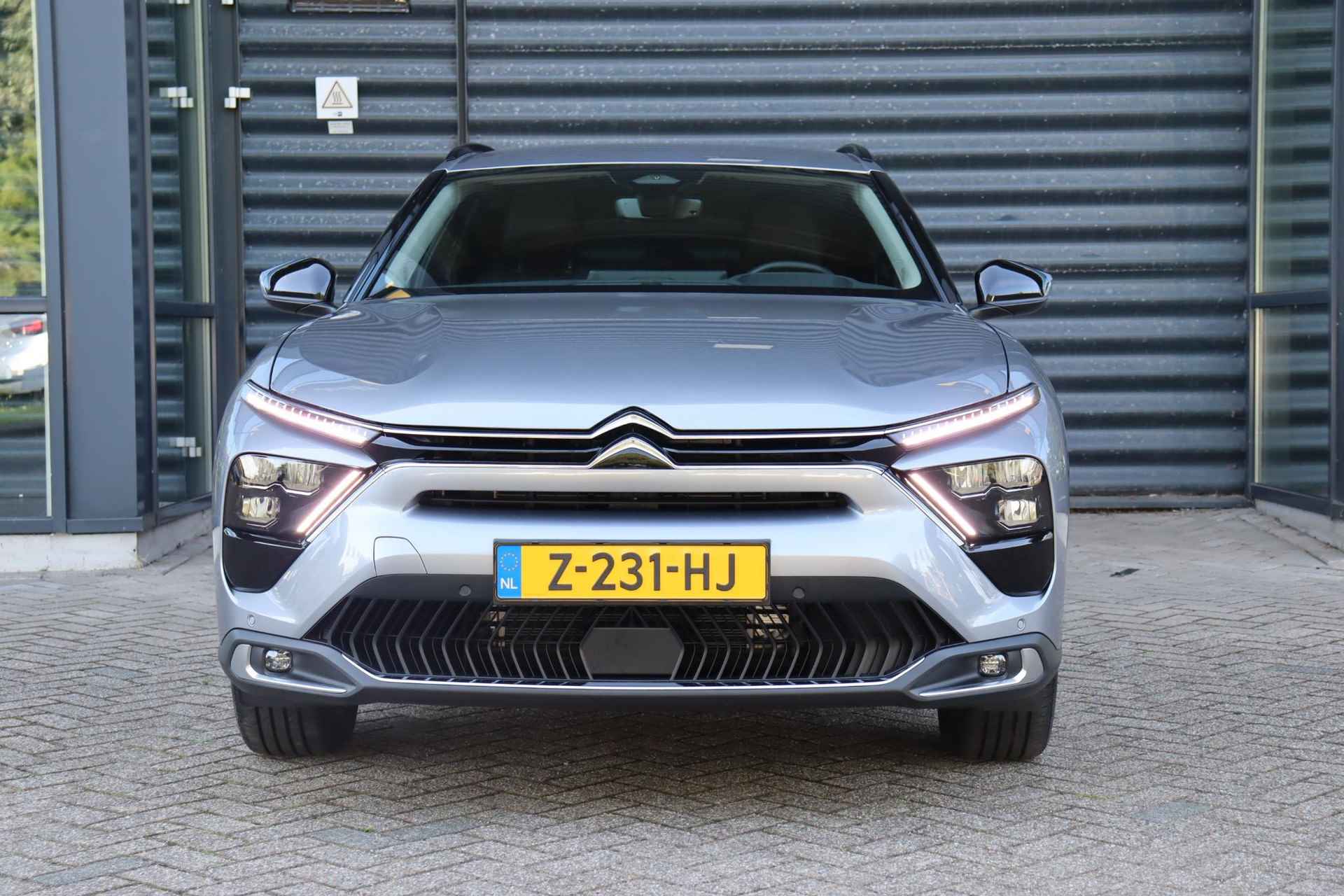 Citroen C5 X 1.6 Plug-in Hybrid 225 Business Plus * Ambiance Hype Black * - 4/50