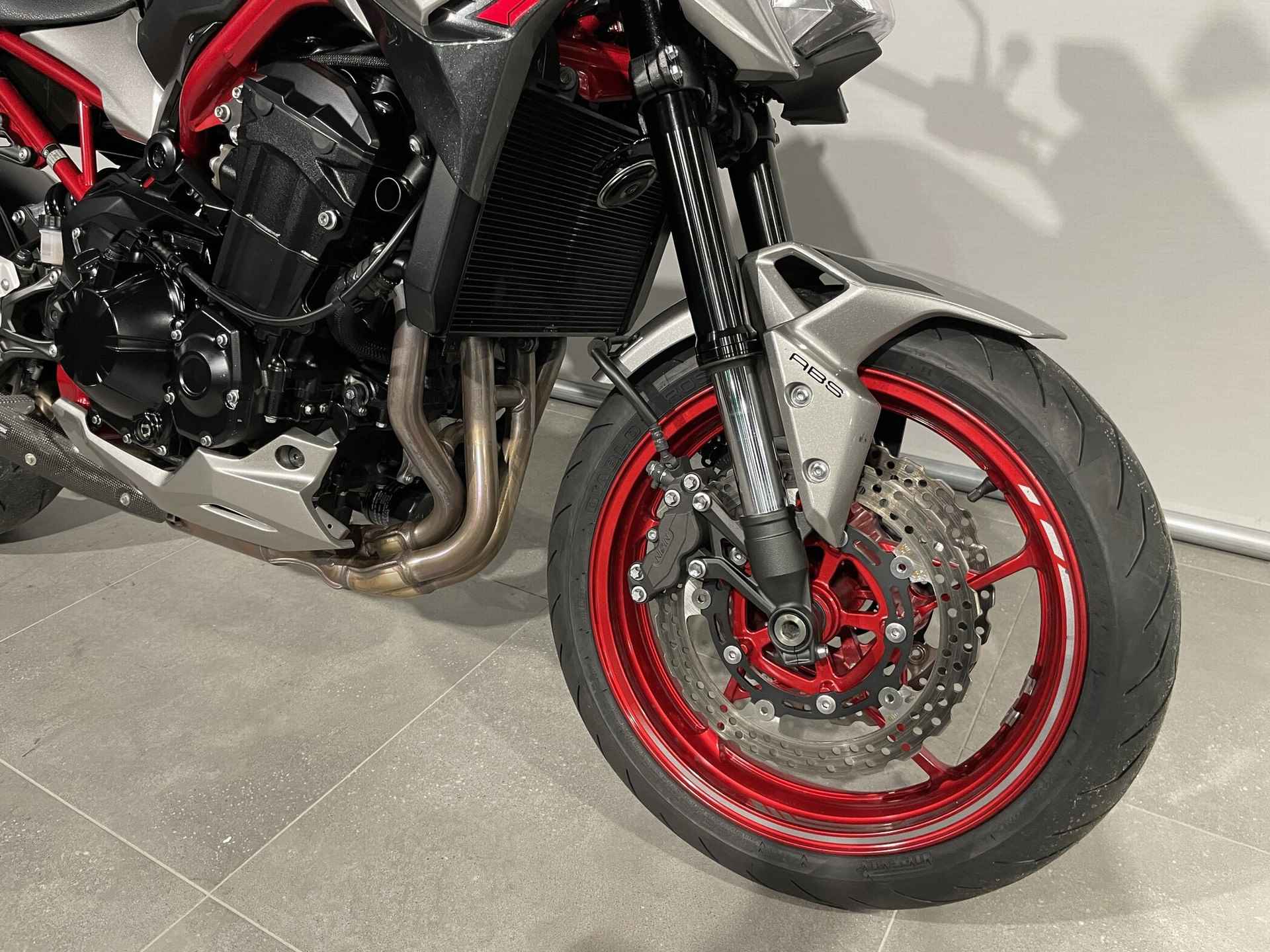 Kawasaki Z 900 ABS PERFORMANCE CARBON - 3/9