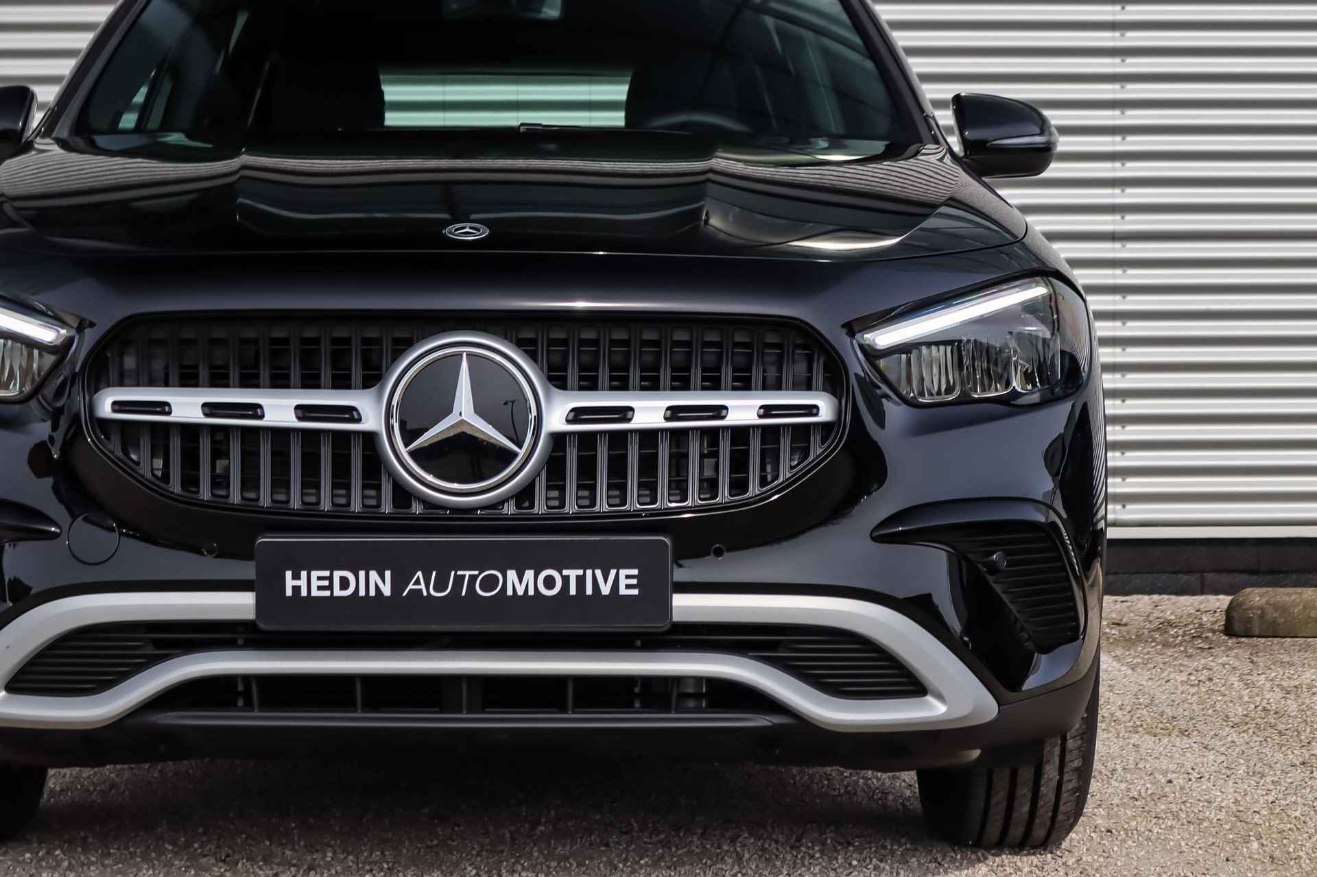 Mercedes-Benz GLA GLA 180 Automaat Star Edition - 31/34