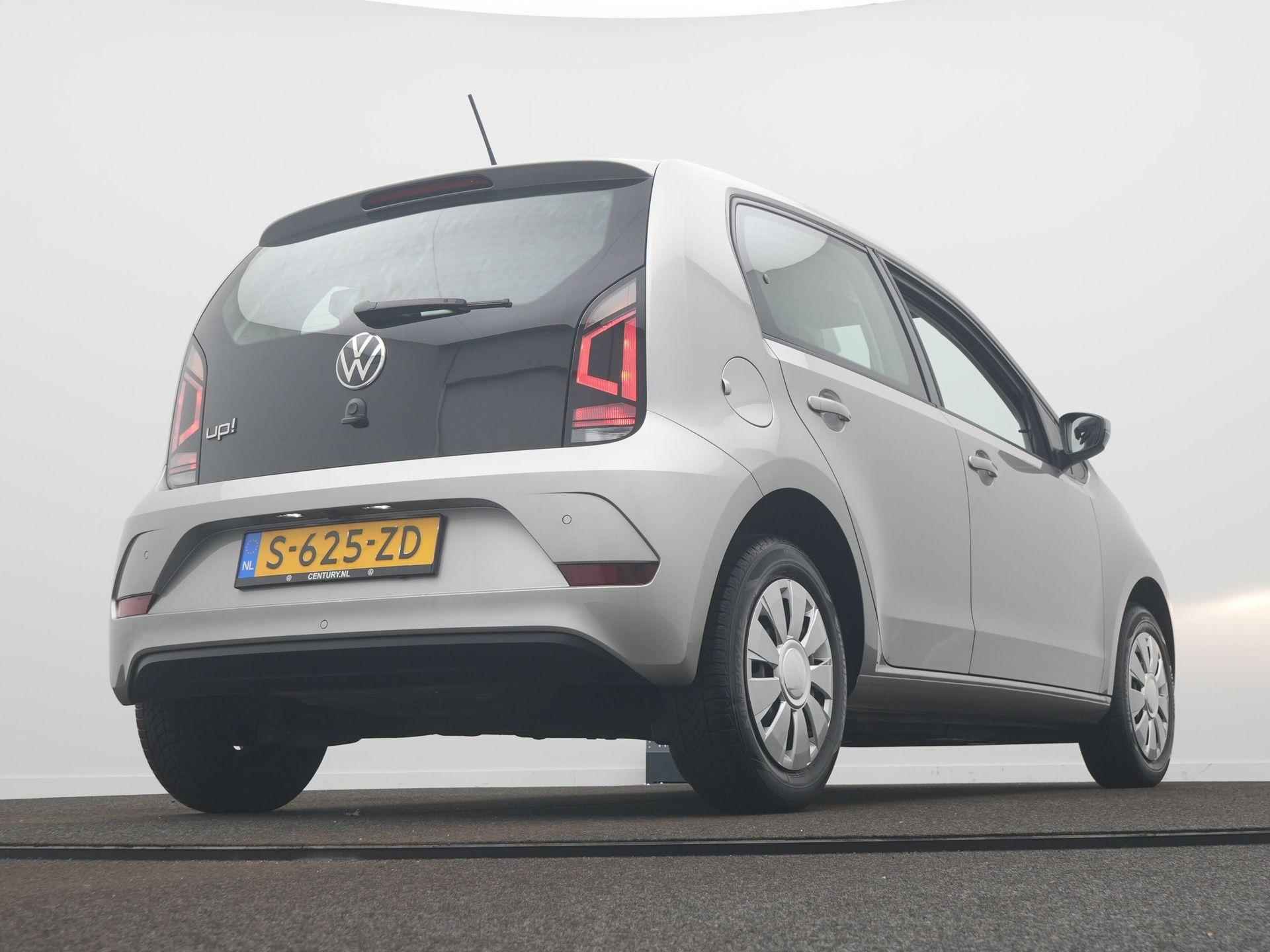 Volkswagen Up! 1.0 | Clima | Camera | Cruise | Sensoren - 10/29