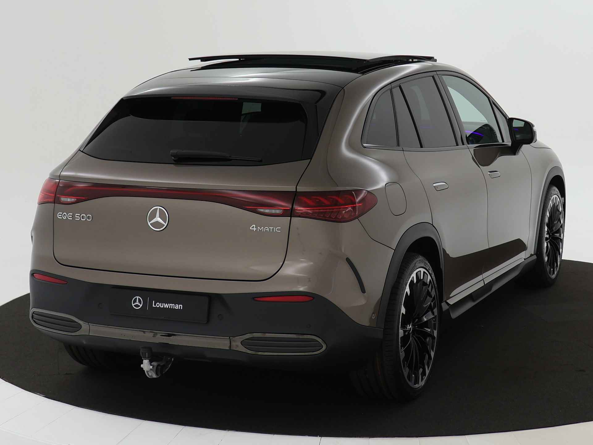 Mercedes-Benz EQE SUV 500 4Matic Sport Edition 96 kWh | Trekhaak | Nightpakket | Premium pakket | Rijassistentiepakket Plus | Memorypakket | KEYLESS GO-comfortpakket | Parkeerpakket met 360°-camera | EASY PACK achterklep | - 15/43