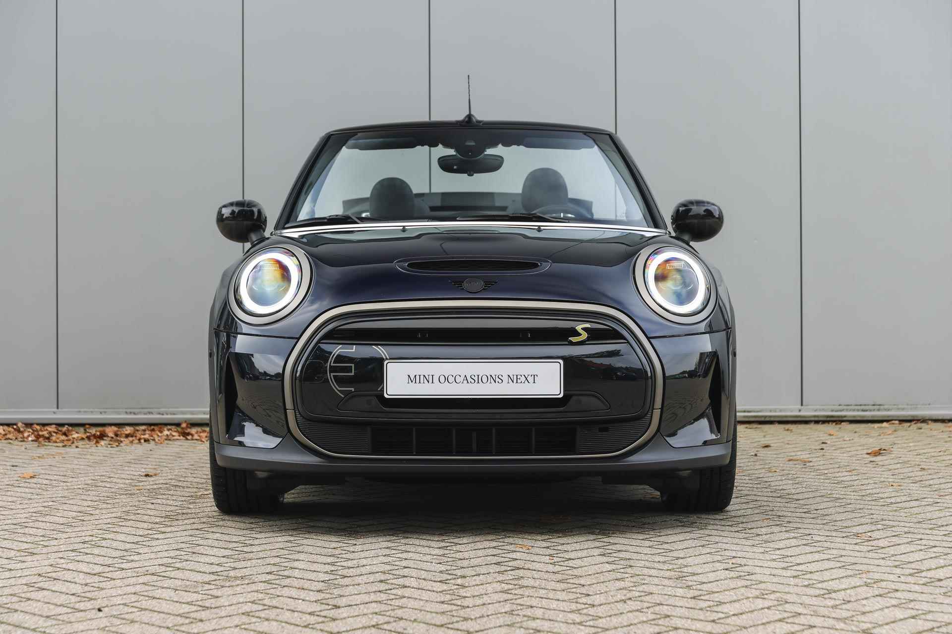 MINI Electric Cabrio MINI Yours / Achteruitrijcamera / 	Adaptieve LED / Sportstoelen / Active Cruise Control / Comfort Access / Park Assistant - 6/37