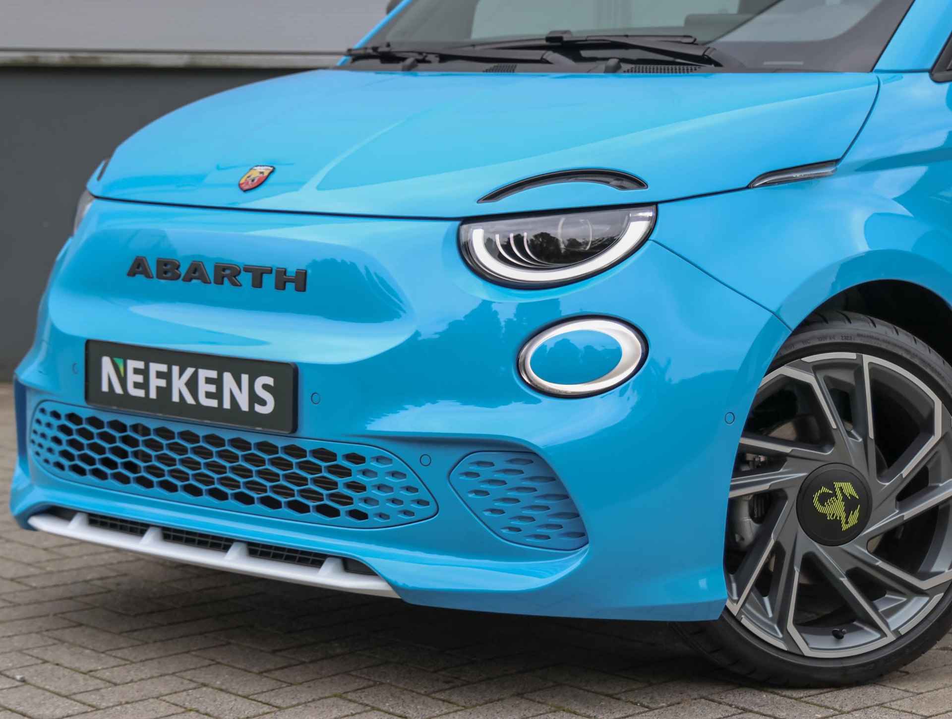 Abarth 500e Turismo 42 kWh | Nieuw uit voorraad | UNIEK!! | Glazendak | Alcantara - 46/48