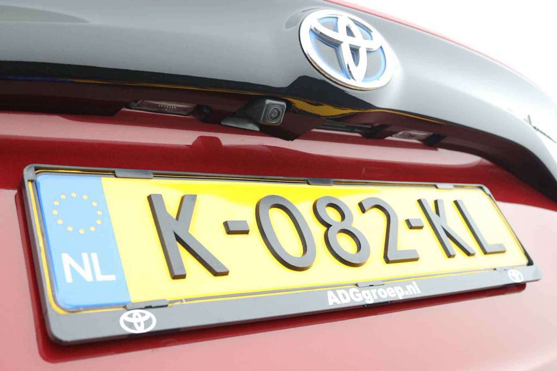 Toyota Yaris 1.5 Hybrid Executive | Navigatie | Parkeersensoren V + A | Keyless start en entry | - 38/44