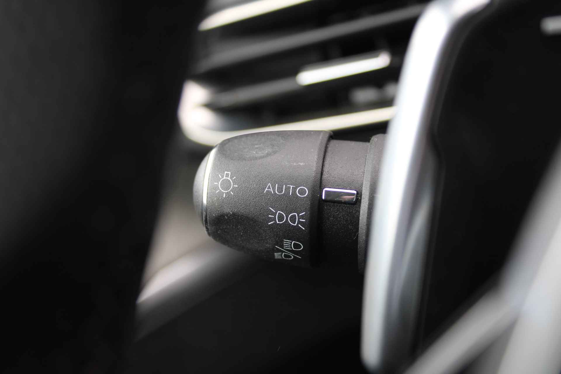 Peugeot 3008 1.2 130pk GT Automaat | ADAPTIVE CRUISE | NAVI | CAMERA | CLIMA | ALCANTARA | KEYLESS | FULL-LED | STOELVERW. | TREKHAAK | - 26/47