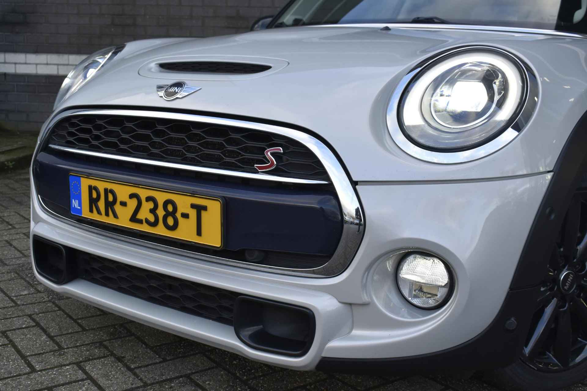 Mini Mini 2.0 Cooper S Chili Serious Business / Automaat / Stoelverwarming / Panoramadak / Head-Up - 23/46