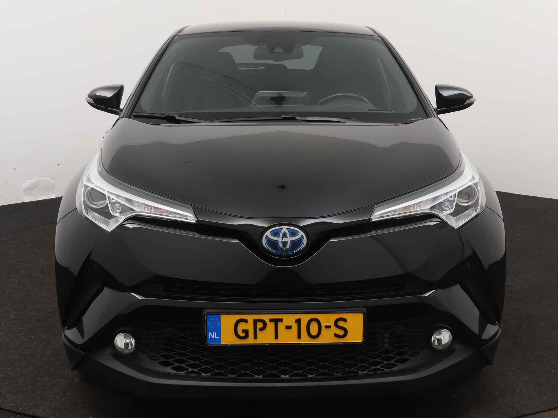 Toyota C-HR 1.8 Hybrid Executive Limited - 28/46