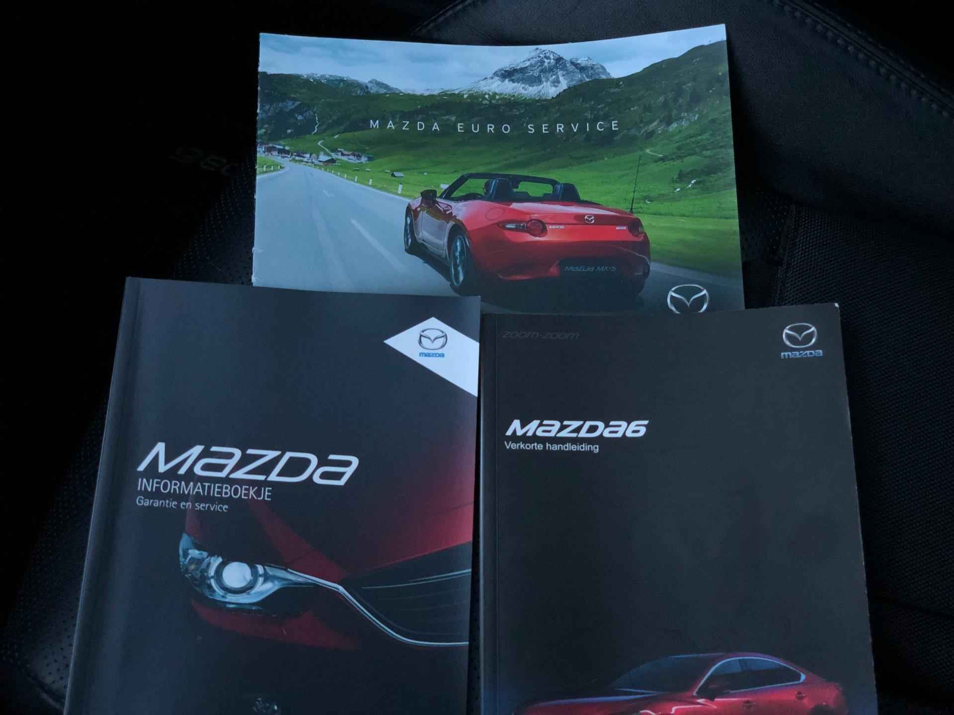 Mazda 6 2.0 SkyActiv | Leder, Navi, Camera, Stoelverw., Climate, Trekhaak afn. | Dealeronderhouden | 2e Eigenaar | - 48/55