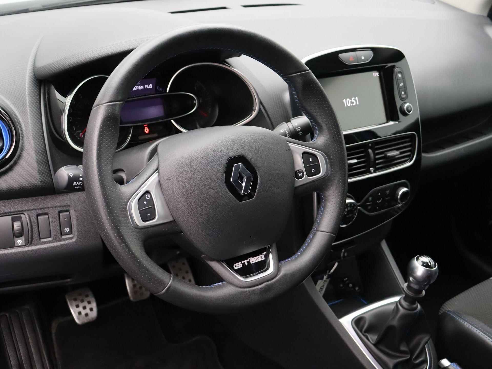 Renault Clio Estate 1.2 TCe GT-Line | Achteruitrij Camera | Parkeersensoren voor+achter | Cruise Control | 4 Seizoenen Banden | - 16/50