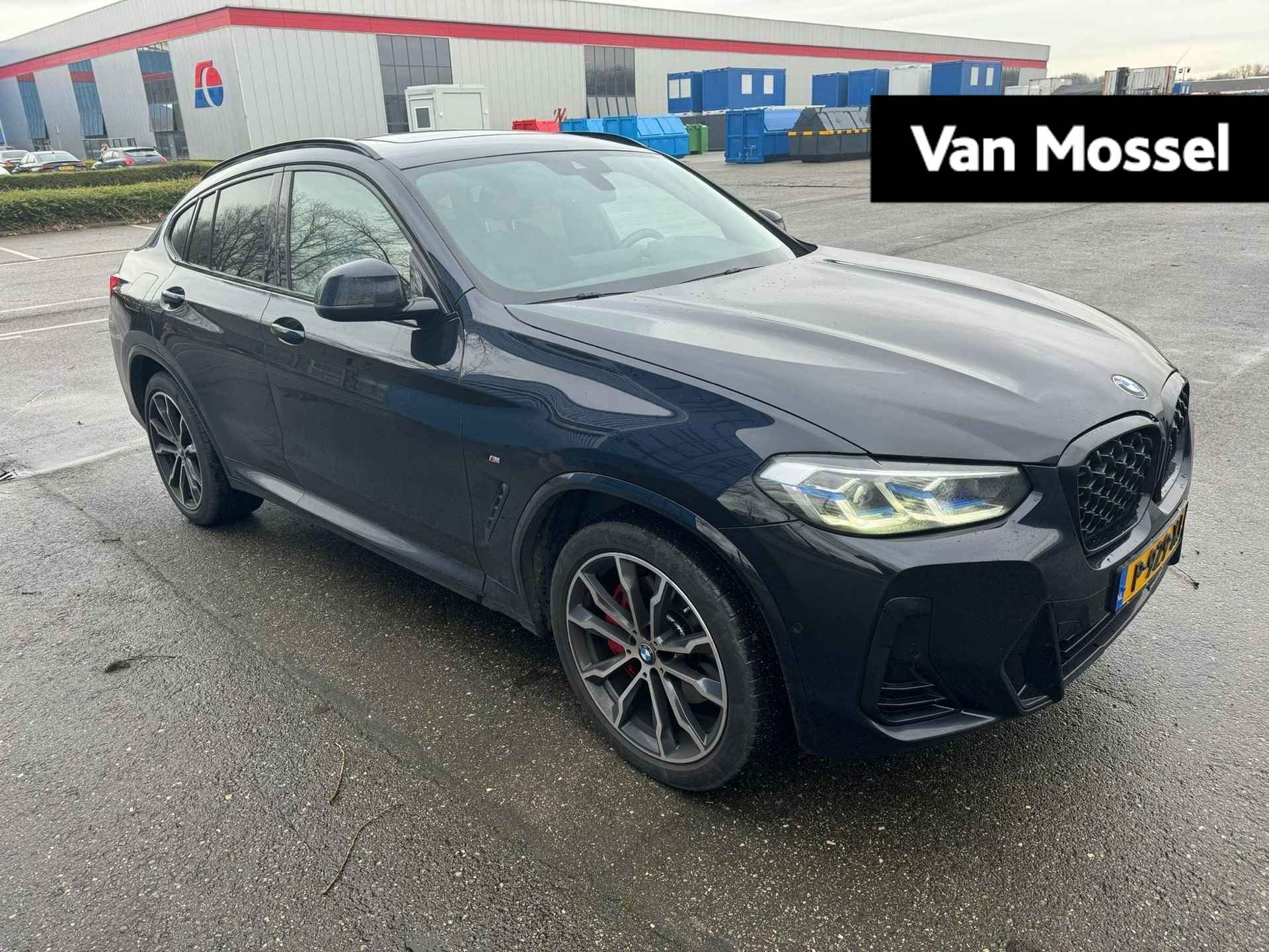 BMW X4 xDrive20i Business Edition Plus M-PAKKET | BTW | PANORAMADAK | BTW | 1E EIGENAAR | SHADOWLINE | 20"VELGEN | TREKHAAK - 2/17