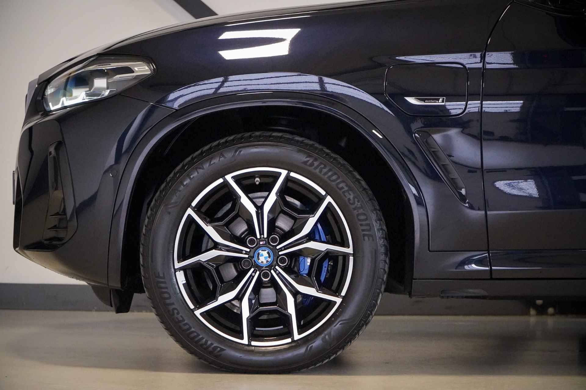 BMW X3 xDrive30e Business Edition Plus M-Sport int. 292 PK Carbonschwarz | Open dak | HUD | Camera | Elekt.haak | Leder | Full LED | Zeer netjes - 18/28