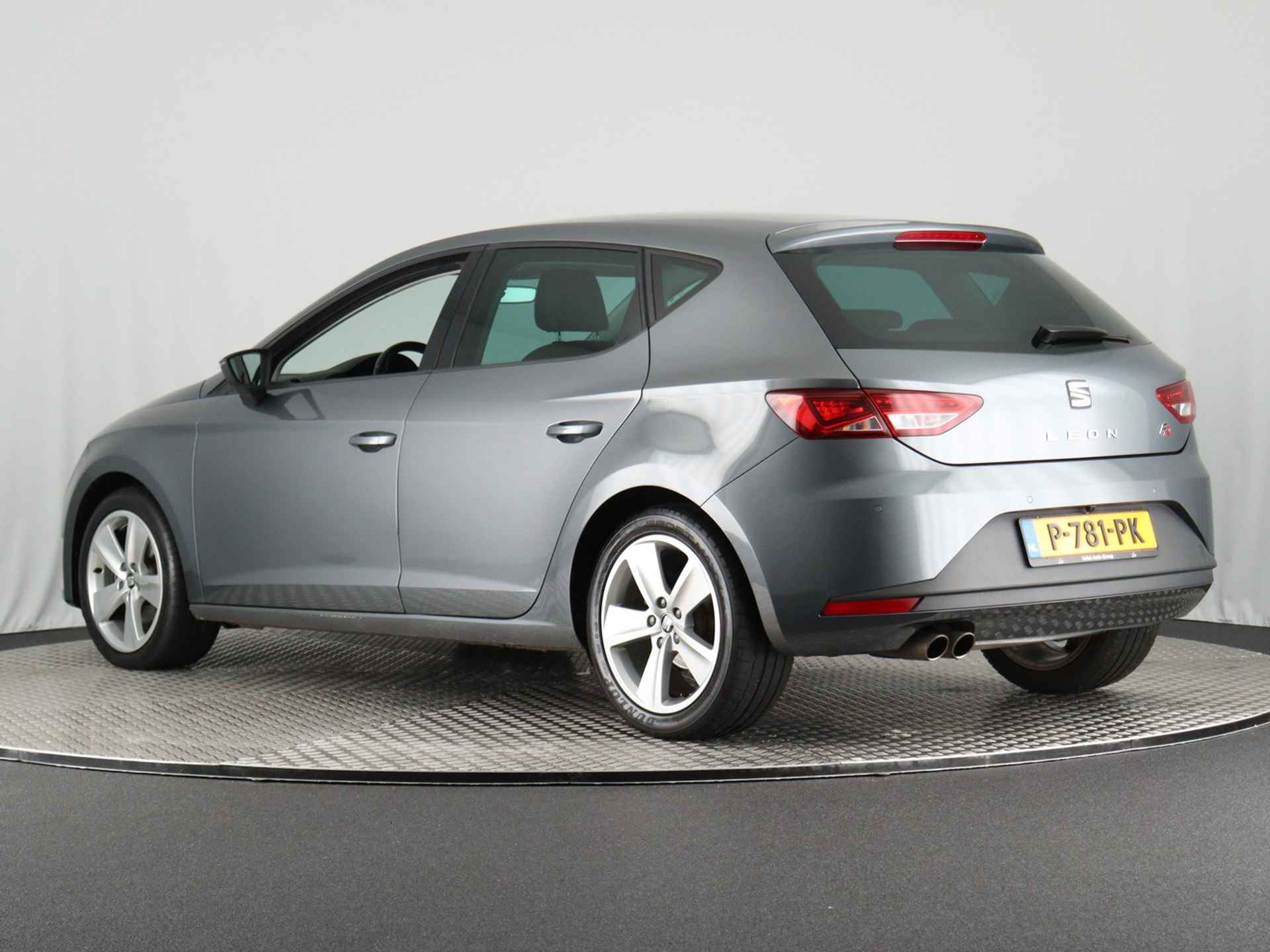 SEAT Leon 1.4 EcoTSI FR Connect (Camera / Seat Audio / Carplay / Stoelverw. / Navi / DAB) - 44/45