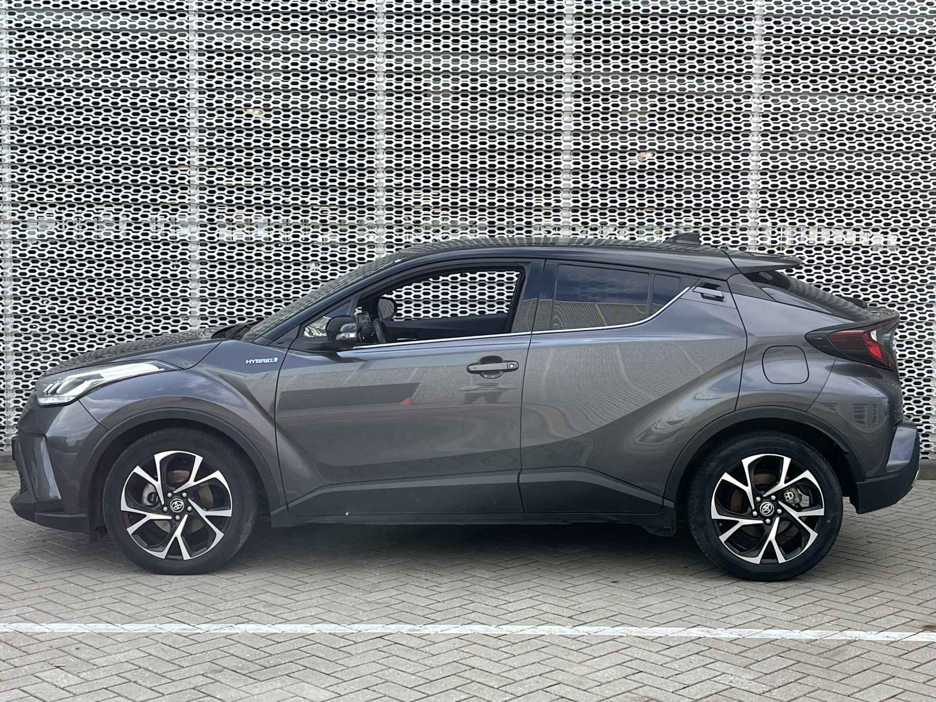 Toyota C-HR 2.0 Hybrid Dynamic SMARTDEVICELINK | PARKEERCAMERA | TWO TONE LAK - 9/48