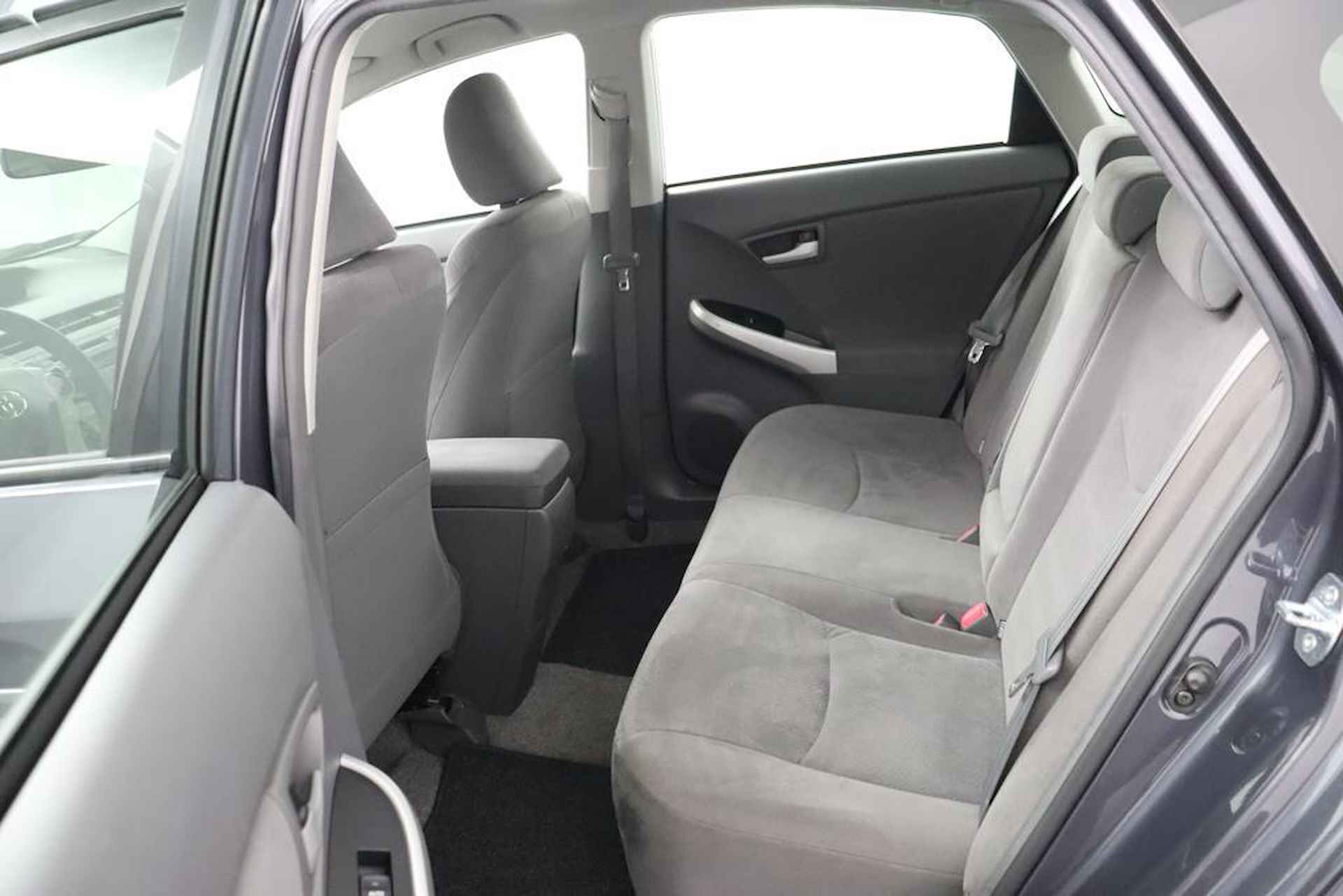 Toyota Prius 1.8 Comfort Climate-Control | Cruise-Control | - 19/45
