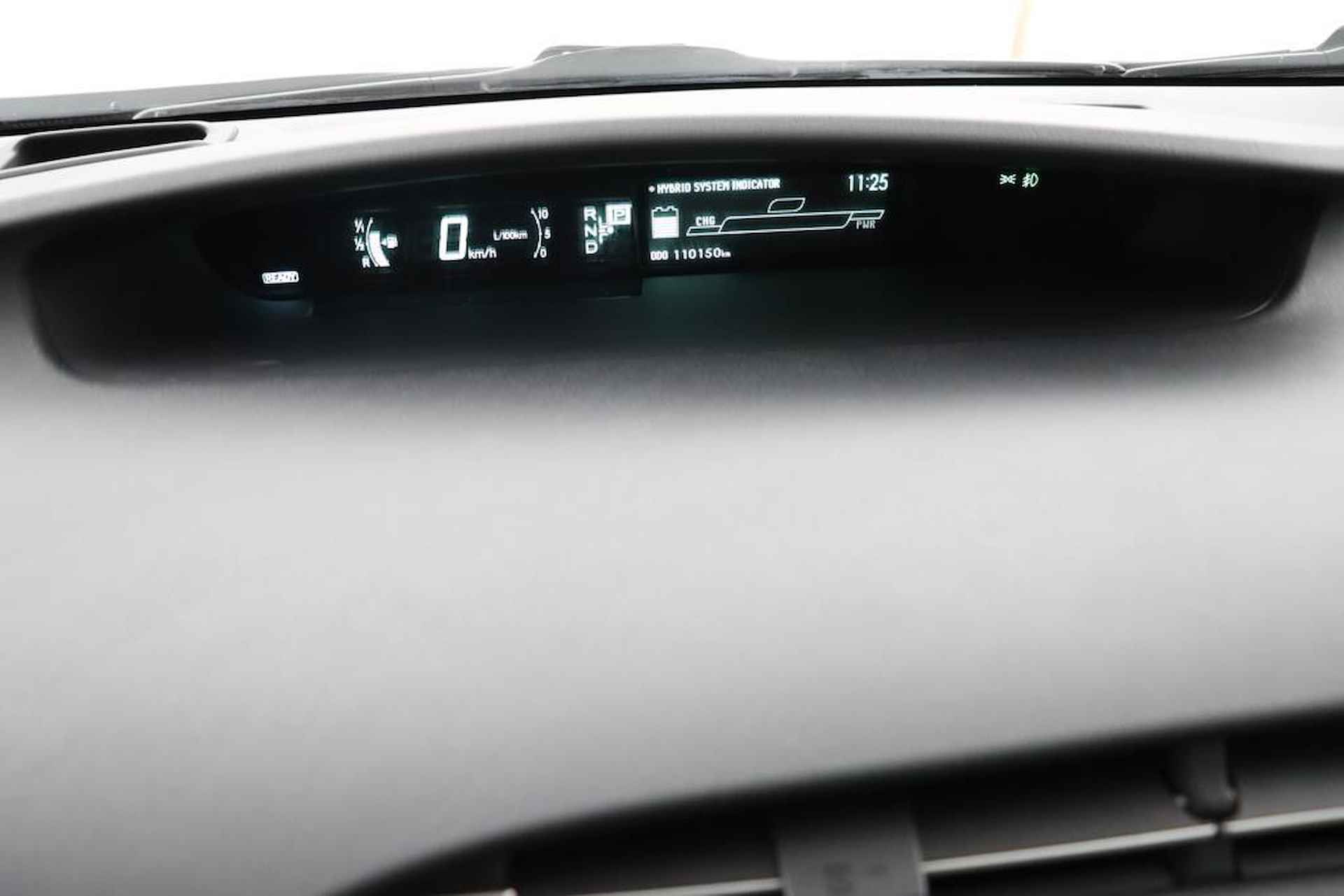 Toyota Prius 1.8 Comfort Climate-Control | Cruise-Control | - 21/45