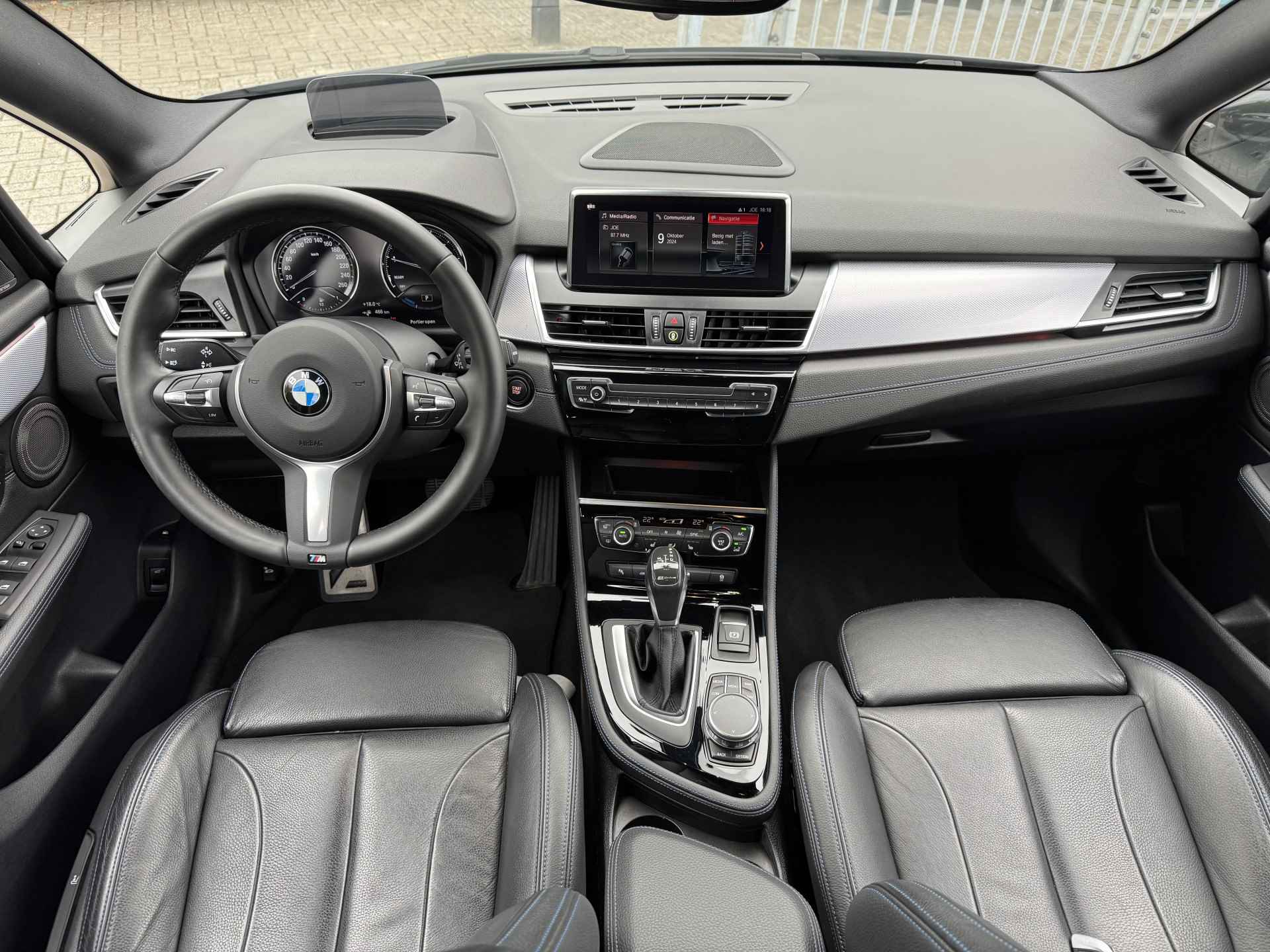 BMW 2 Serie Active Tourer 225xe iPerformance M-Sport HUD | Leer | Harman Kardon | LED - 3/27