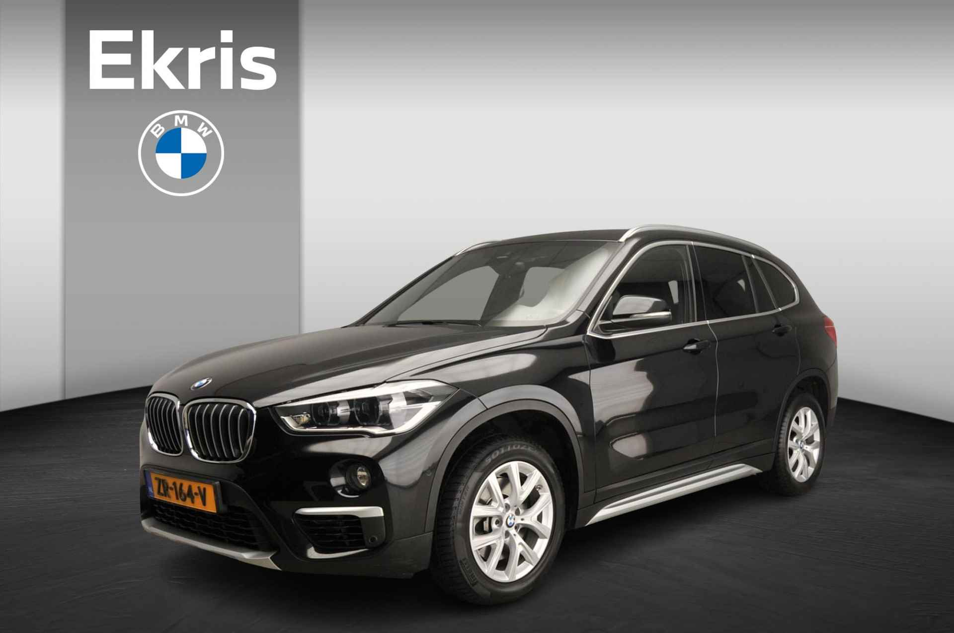 BMW X1 sDrive20i | LED | Leder | HUD | Trekhaak | Sportstoelen | Chrome line | Stoelverwarming | Alu 18 inch - 1/39