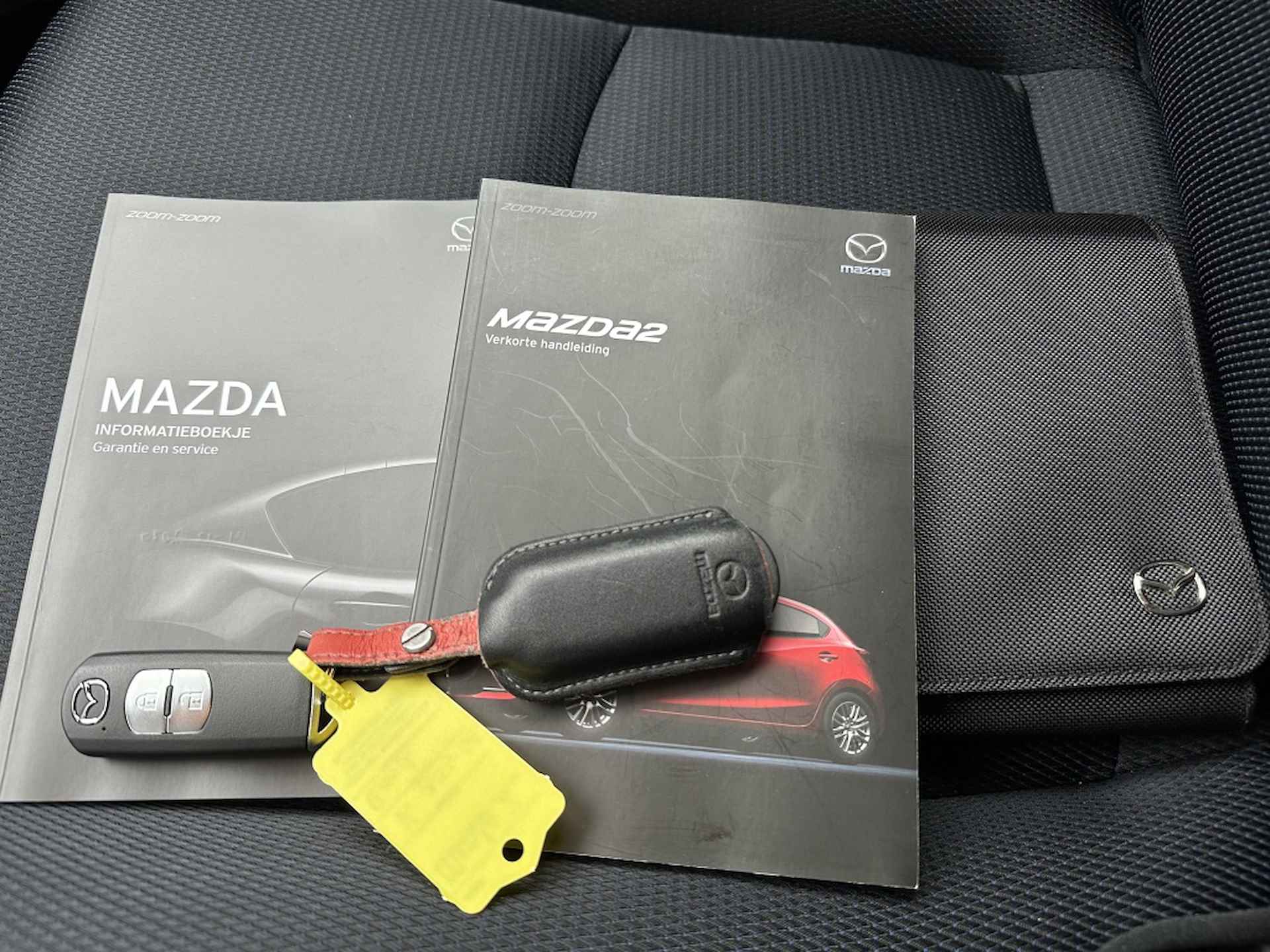 Mazda 2 1.5 Skyactiv-G Luxury / 1e eigenaar - 33/34