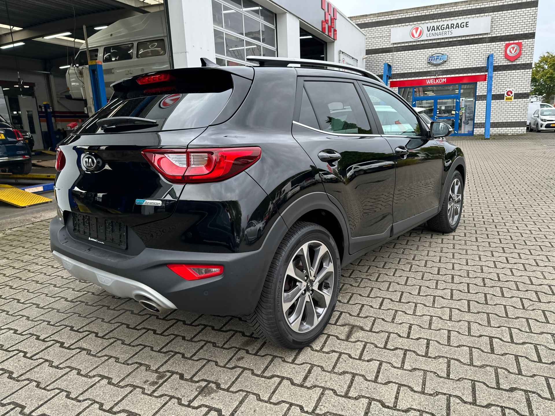 Kia Stonic 1.0 T-GDi MHEV DynamicPlusLine (BOVAG/RIJKLAAR) - 14/29