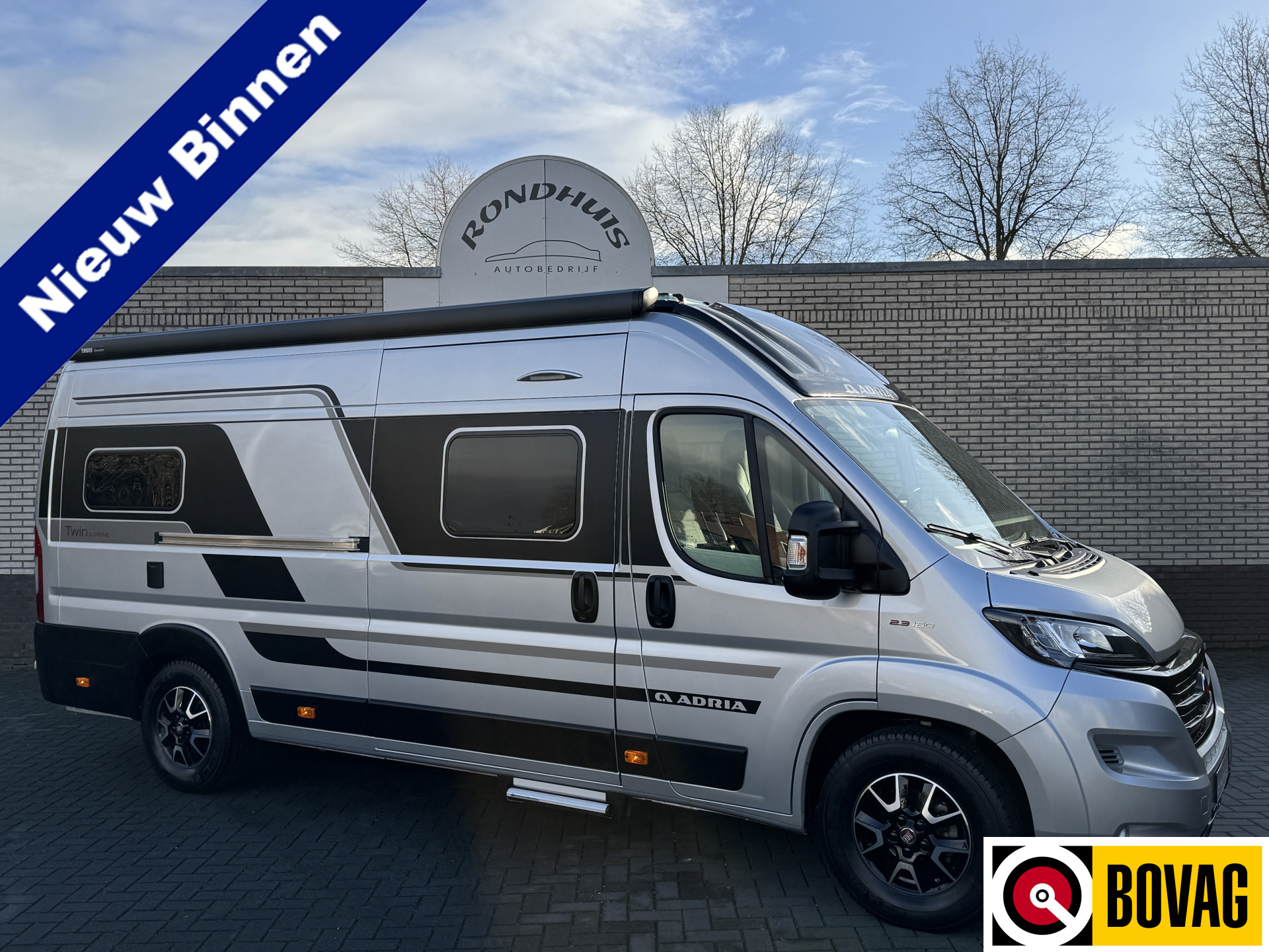 Adria Twin Supreme 640 SLB 160 pk AUTOMAAT 9-Traps Euro6 Fiat Ducato **Enkele lengtebedden/4 zitplaatsen/Luifel/Trekhaak/Slechts 35.75