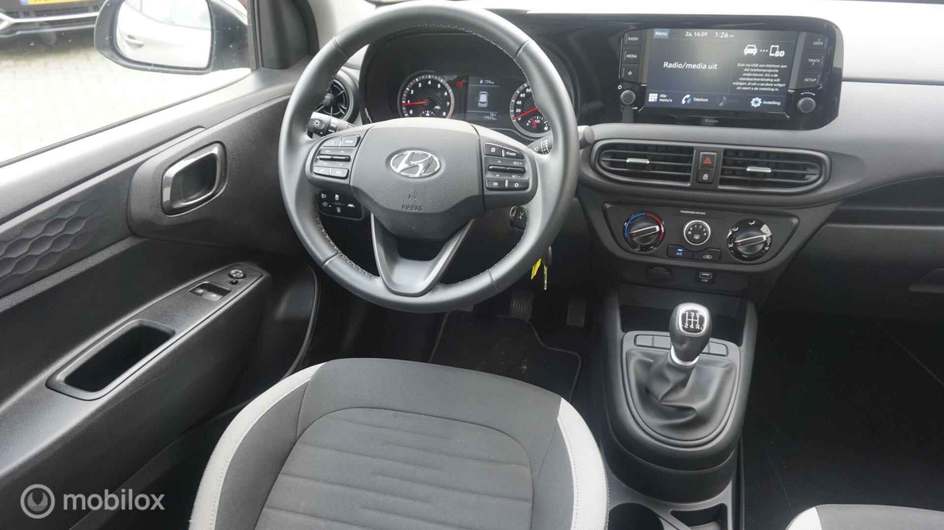 Hyundai i10 1.0 Comfort Airconditioning | Cruise Control| Carplay/Android Auto - 9/32