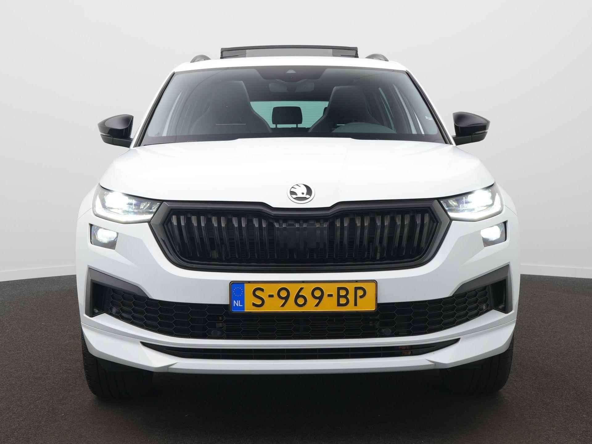 Skoda Kodiaq 1.5 TSI Sportline Business 7p. / Panodak / Elek. Trekhaak / Adap. Cruise - 2/74