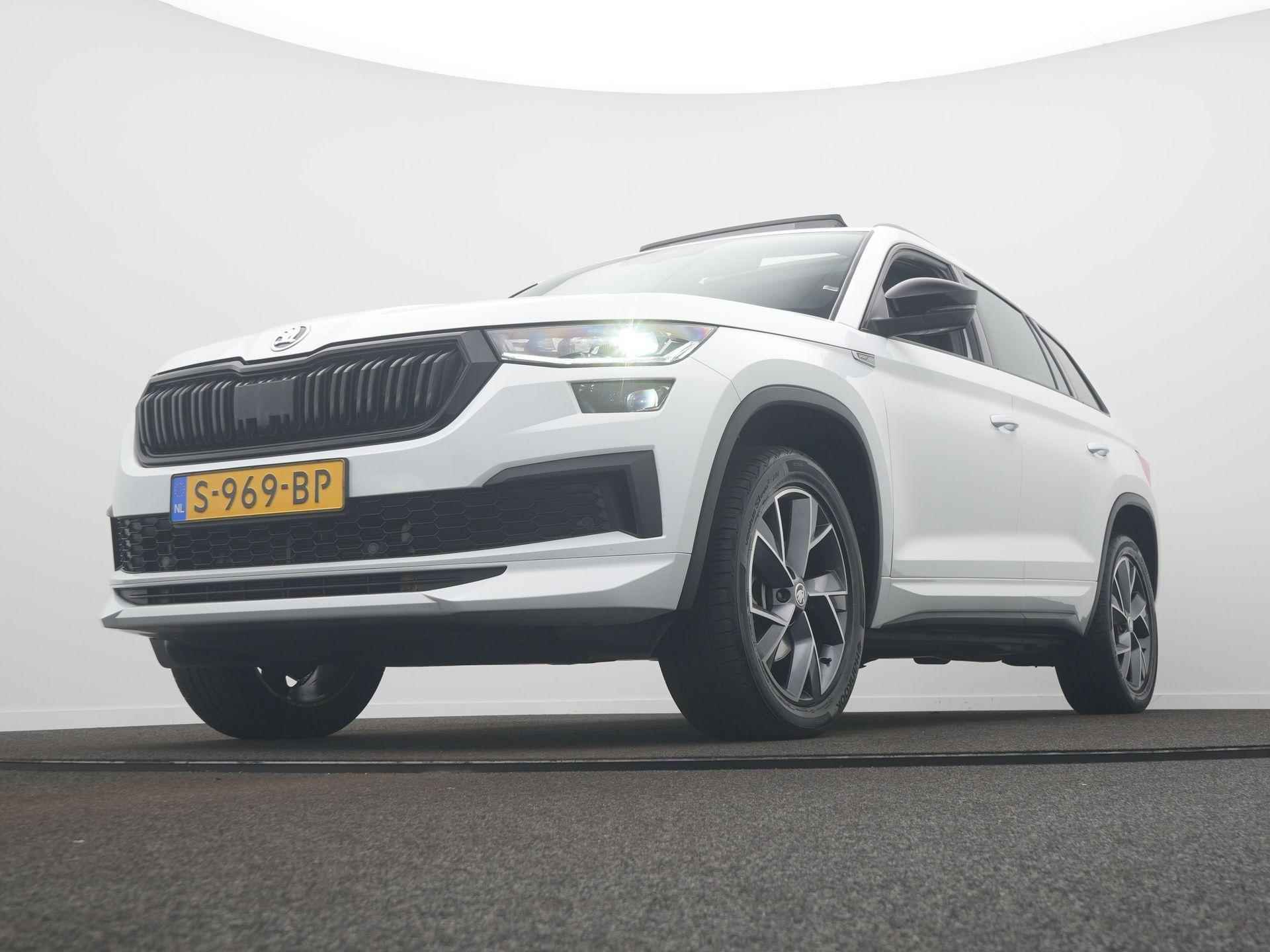 Skoda Kodiaq 1.5 TSI Sportline Business 7p. / Panodak / Elek. Trekhaak / Adap. Cruise - 9/74