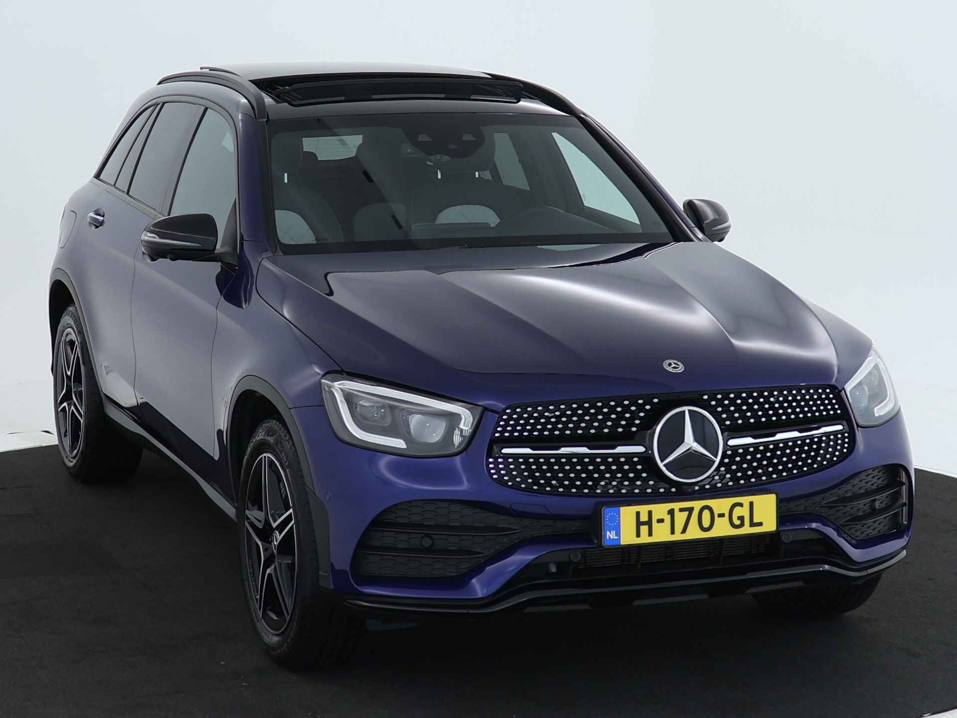 Mercedes-Benz GLC 200 AMG Nightpakket | Manufaktuur Interieur | Panoramadak | Burmester Audio | Memory | Keyless Go | Augmented Reality | Inclusief 24 maanden MB Certified garantie voor Europa. - 29/44