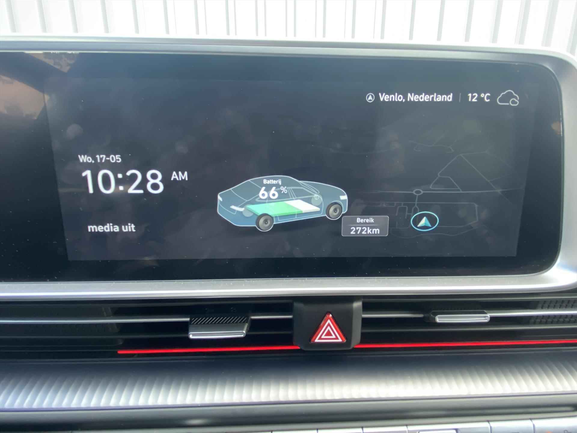 HYUNDAI Ioniq 6 77,4 kWh 229pk RWD Connect - 23/38