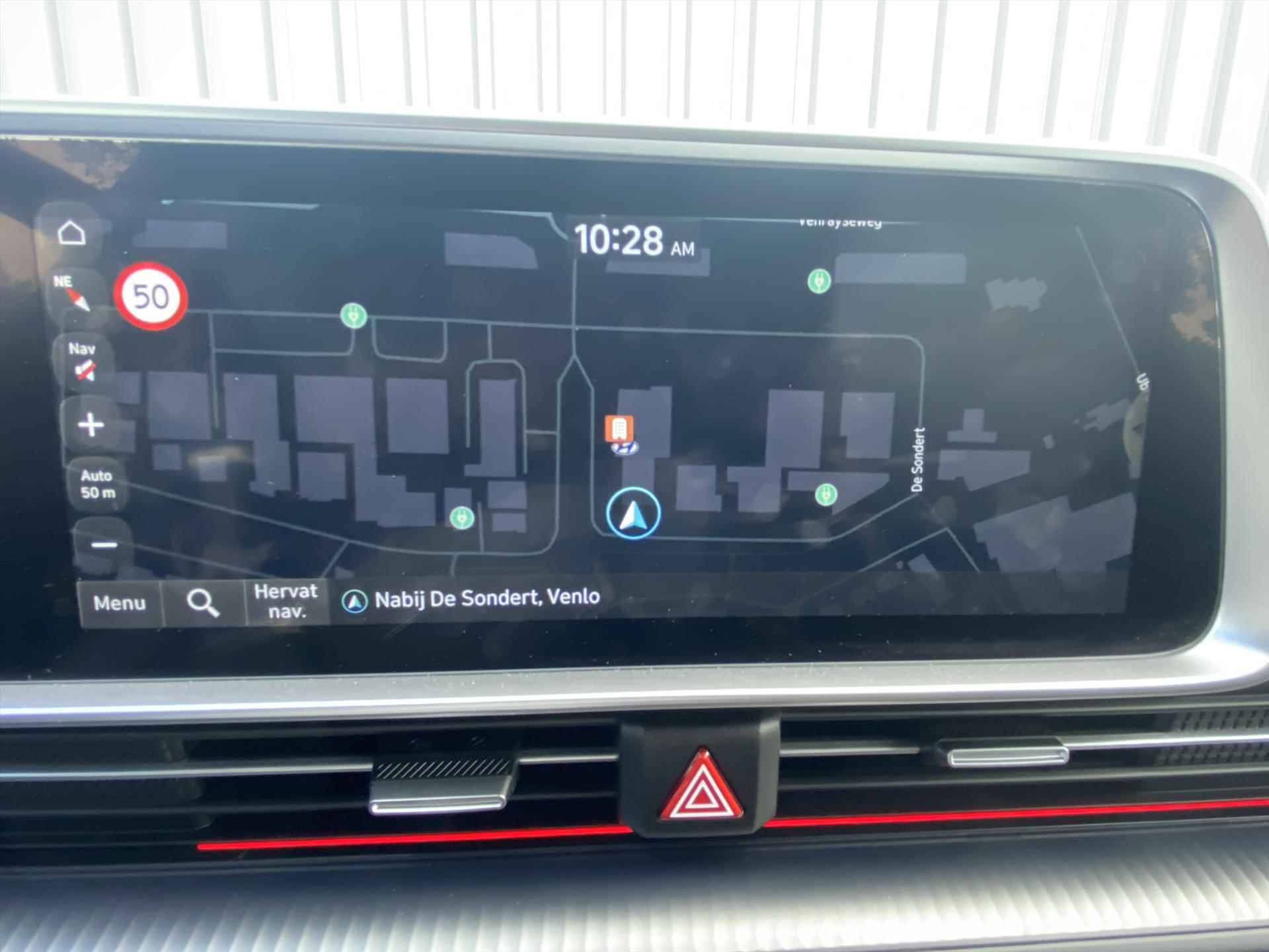 HYUNDAI Ioniq 6 77,4 kWh 229pk RWD Connect - 24/38