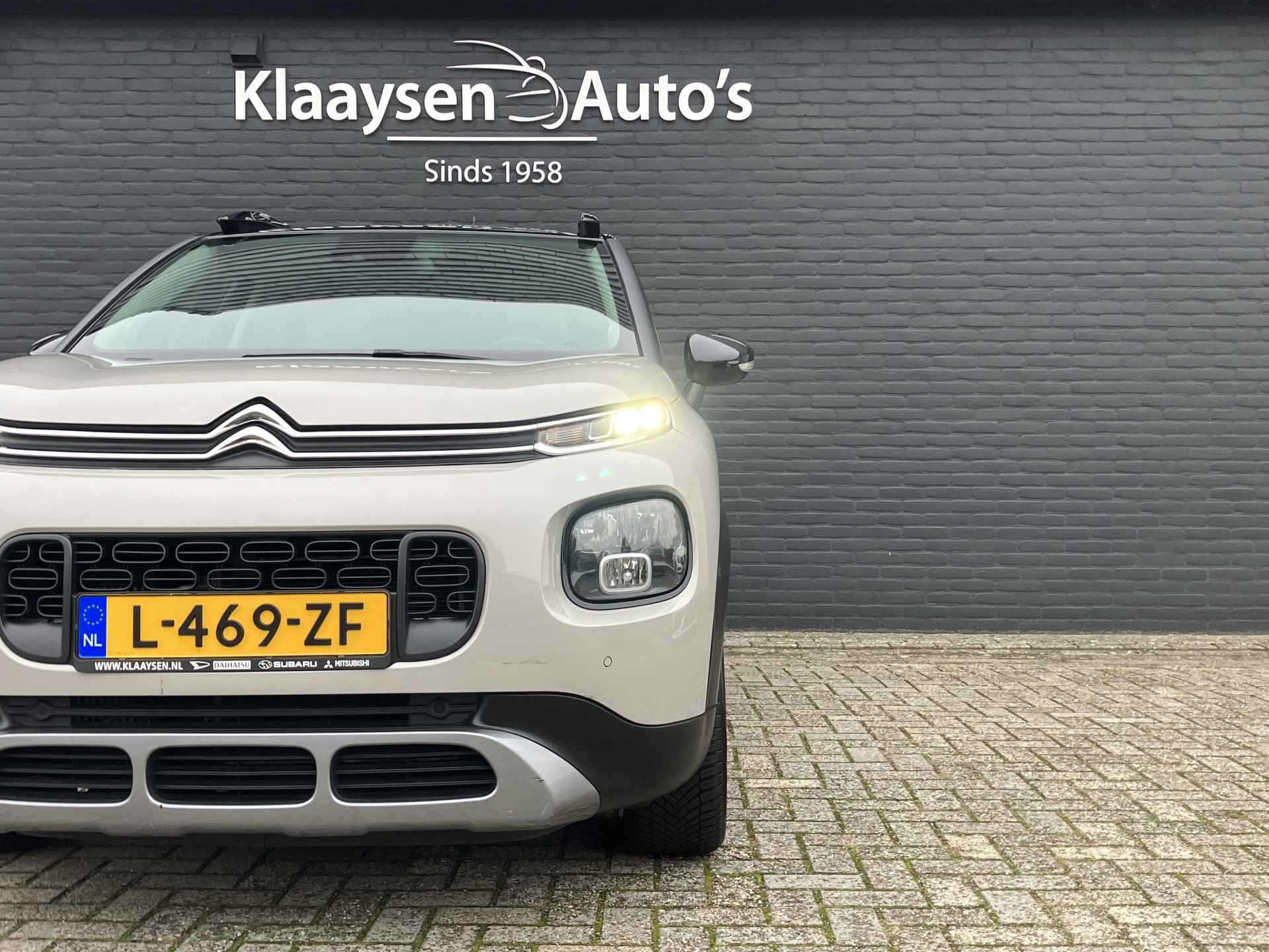 Citroën C3 Aircross 1.2 PureTech S&S Shine AUT. | navigatie | panoramadak | camera | apple carplay/android auto | keyless entry - 10/40