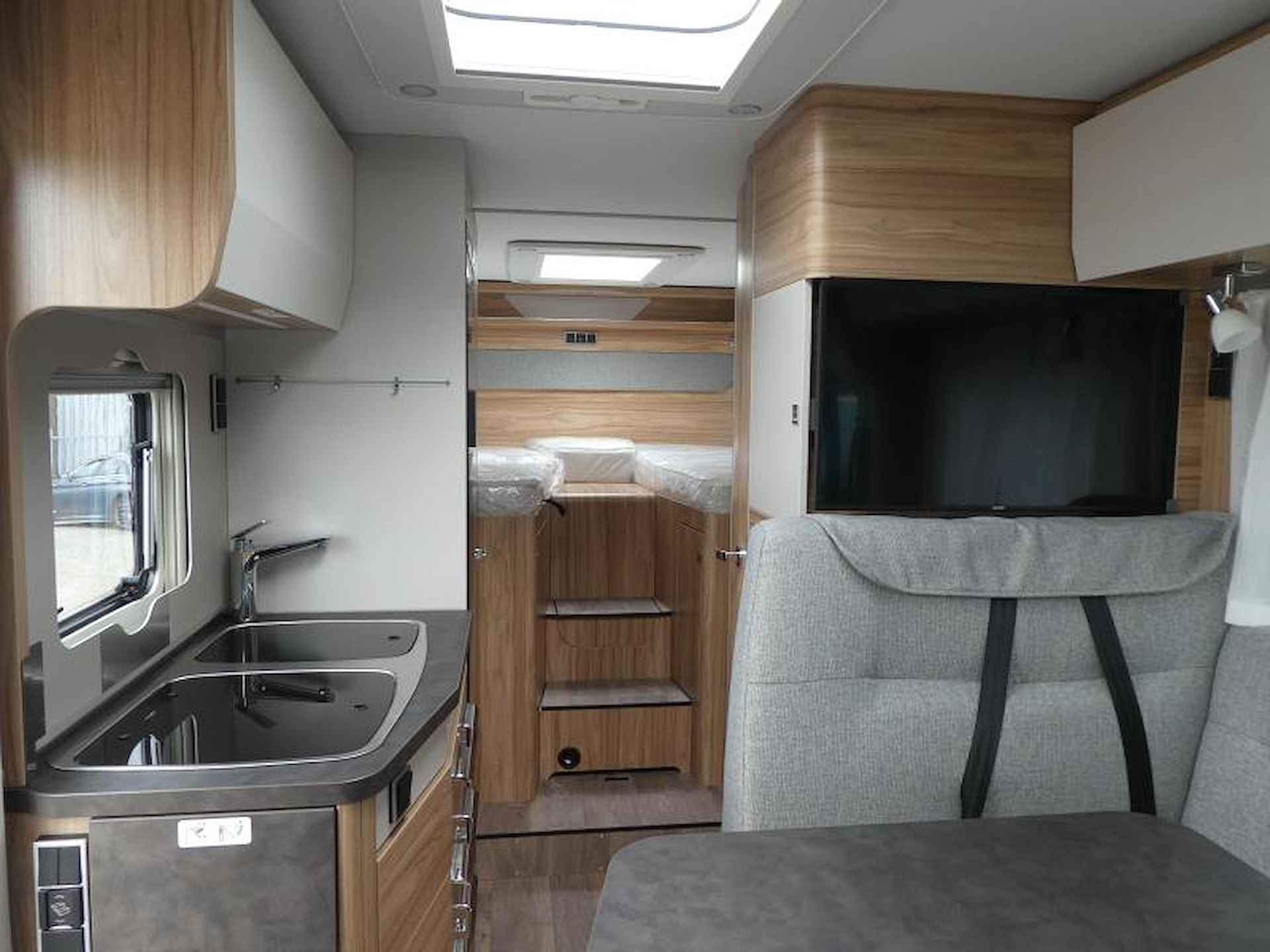 Hymer Exsis-T 580 Pure 9G AUTOMAAT!!!! - 6/14