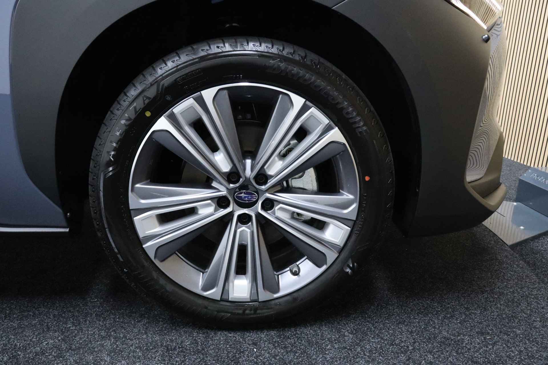 Subaru SOLTERRA Two-Tone Package 71 kWh AWD | Nieuw uit voorraad leverbaar | Panoramadak | Leder | Full Led | Cruise adaptief | Navigatie - 12/31