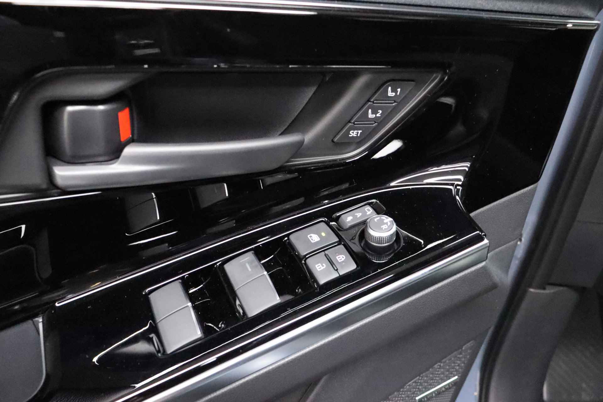 Subaru SOLTERRA Two-Tone Package 71 kWh AWD | Nieuw uit voorraad leverbaar | Panoramadak | Leder | Full Led | Cruise adaptief | Navigatie - 25/31