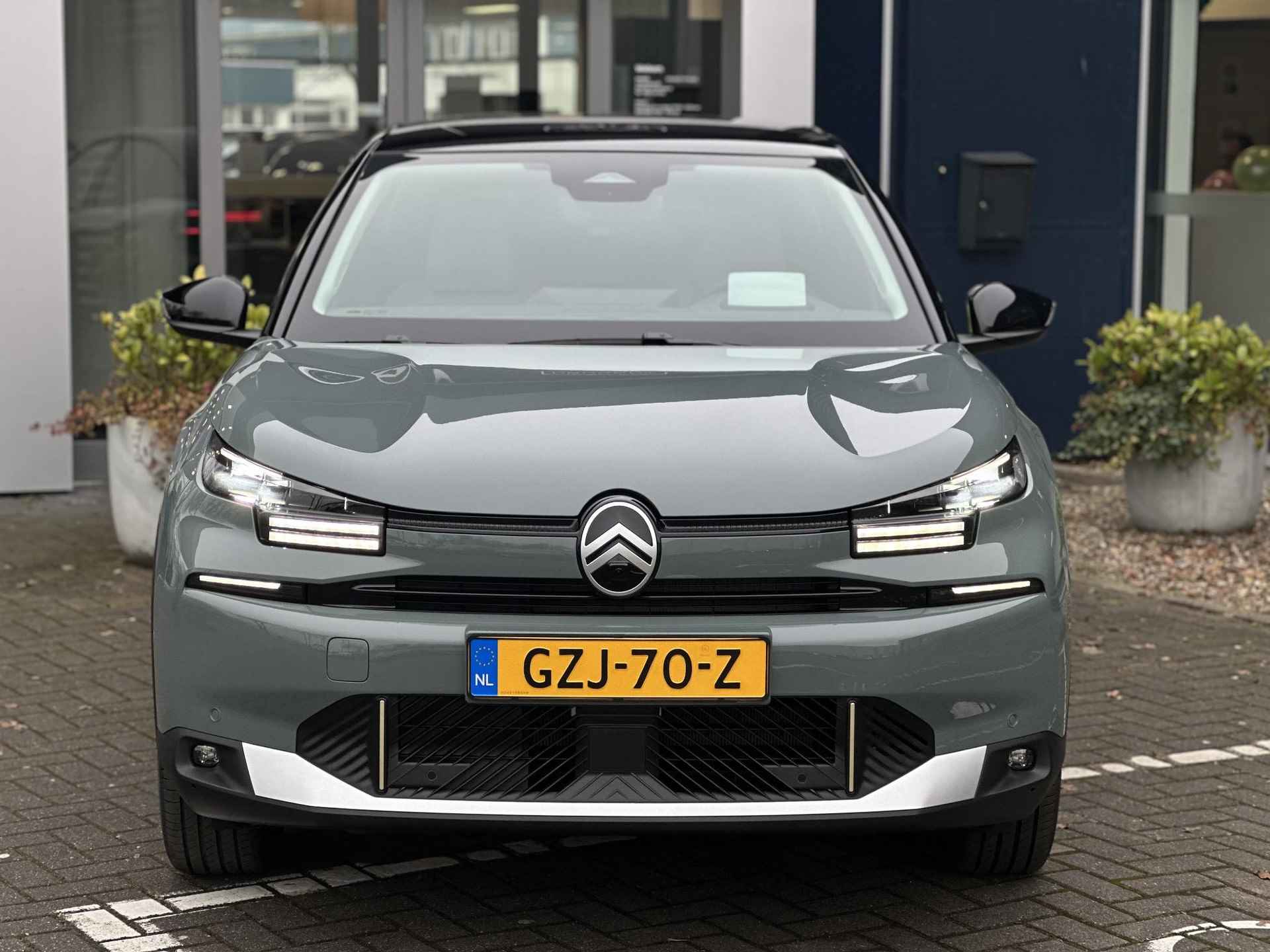 Citroen Ë-C4 Max 54 kWh 156pk | Facelift!! | Parkeercamera/-sensoren (voor/achter) | Draadloze Carplay | DAB | Comfort Stoelen | Head-Up Display | LED | Draadloze telefoonlader | Skiluik | Stoel-/Stuurverwarming | - 5/35