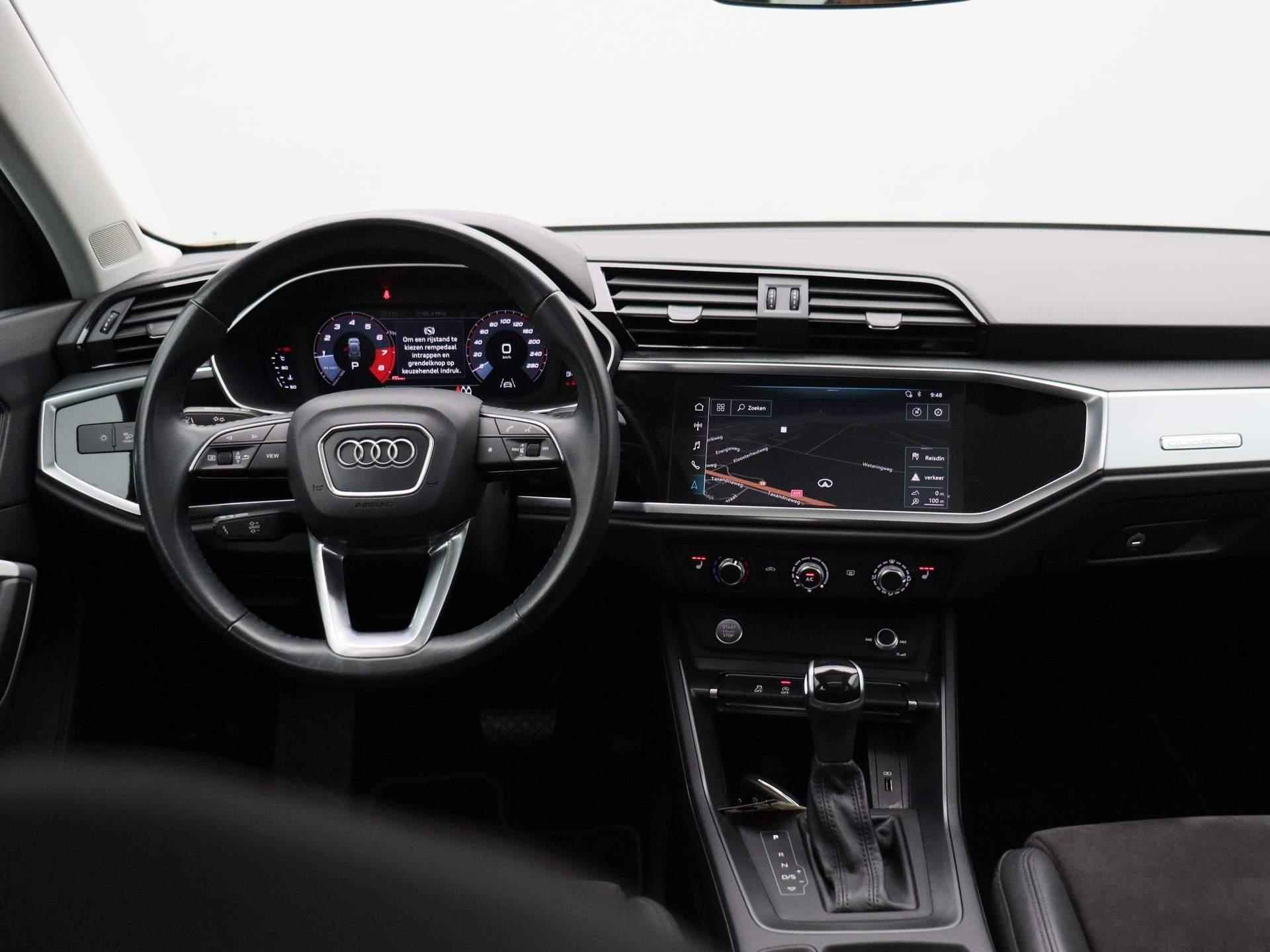 Audi Q3 40 TFSI quattro S Line Pro Line | DEMO | S-LINE | PANORAMADAK | ZWART OPTIEK | NAVIGATIE | ACHTERUITRIJCAMERA | VIRTUAL COCKPIT | HALF-LEDER | STOELVERWARMING | LANE ASSIST | LED KOPLAMPEN | PARKEERSENSOREN V+A | SPORTSTOELEN | - 4/46