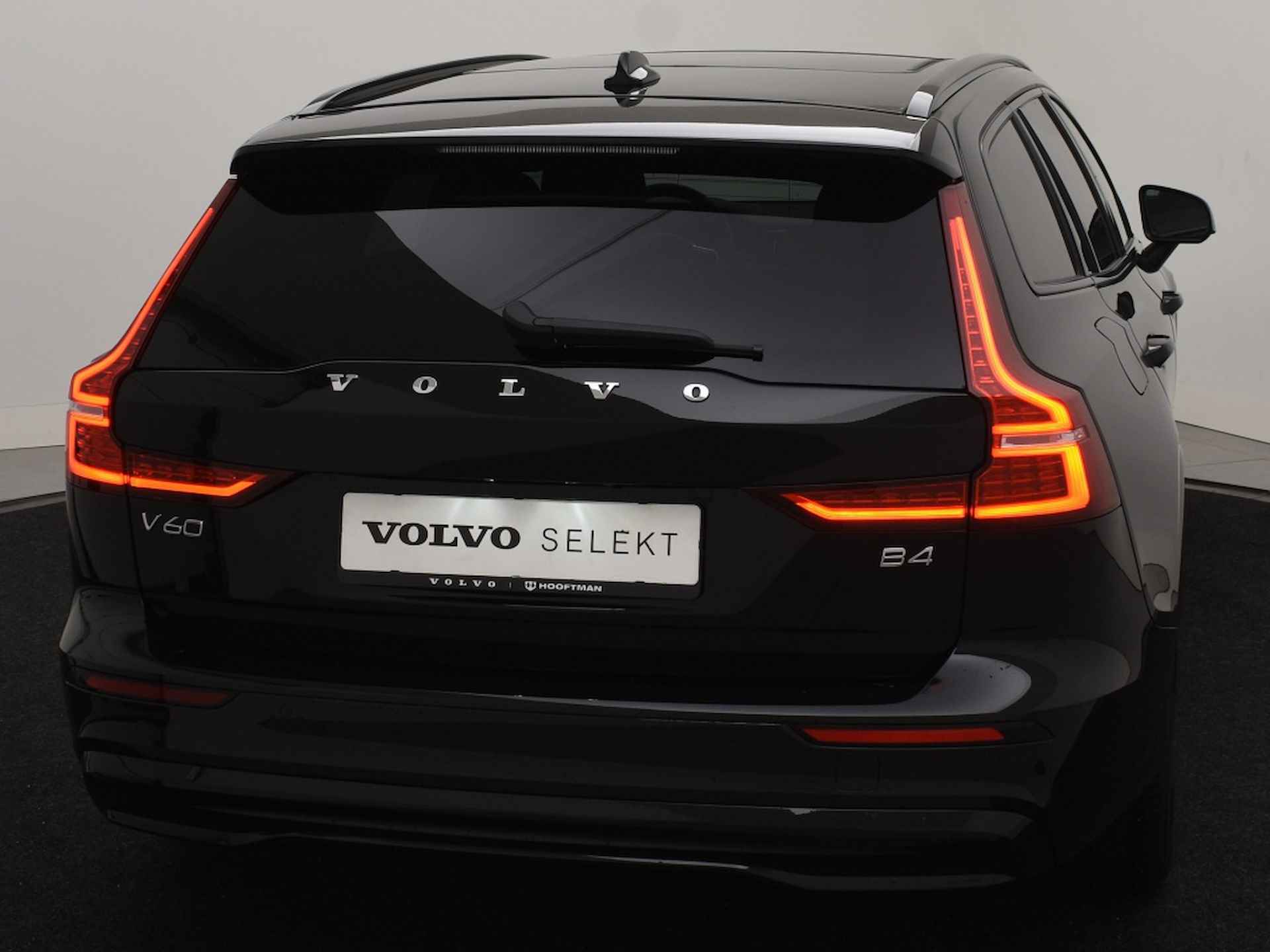 Volvo V60 B4 AUT(7) PLUS DARK FULL-LED SCHUIFDAK CAMERA TREKHAAK GOOGLE MA - 41/41