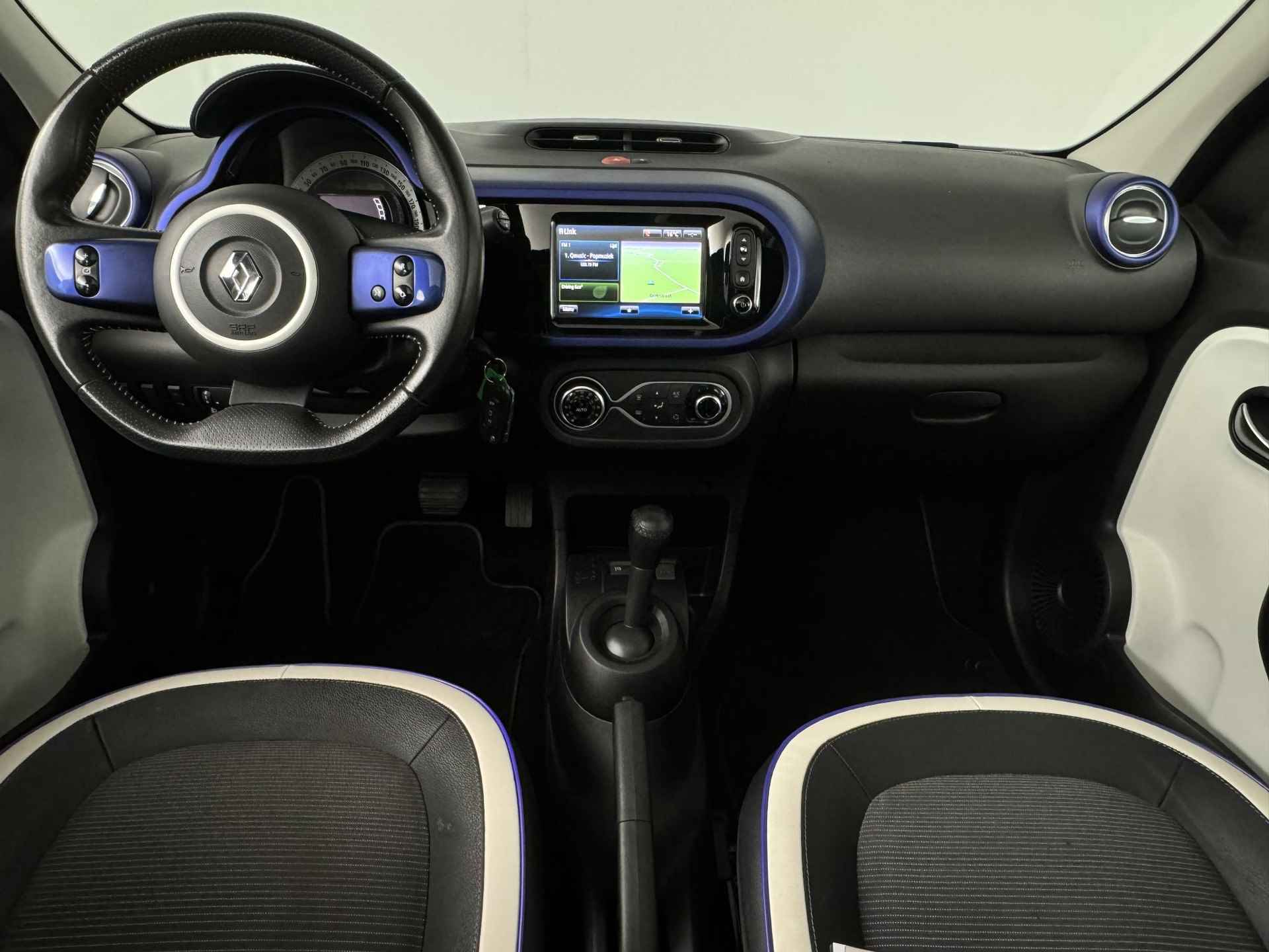 Renault Twingo 0.9 TCe 90 EDC Série Signature VIVA | Panoramadak | Stoelverwarming | Climate control | Cruise control | Parkeersensoren en achteruitrijcamera - 14/37