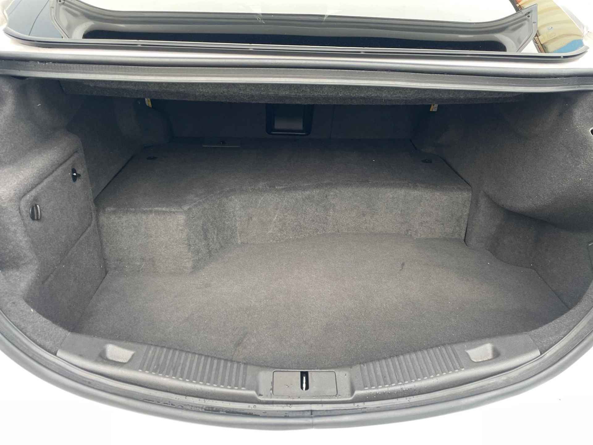 Ford Mondeo 2.0 IVCT HEV Vignale | Stoel-en voorruitverwarming | Achteruitrijcamera | Elektr. geheugenstoelen | Lederen bekleding | 12 maanden garantie! | - 24/26