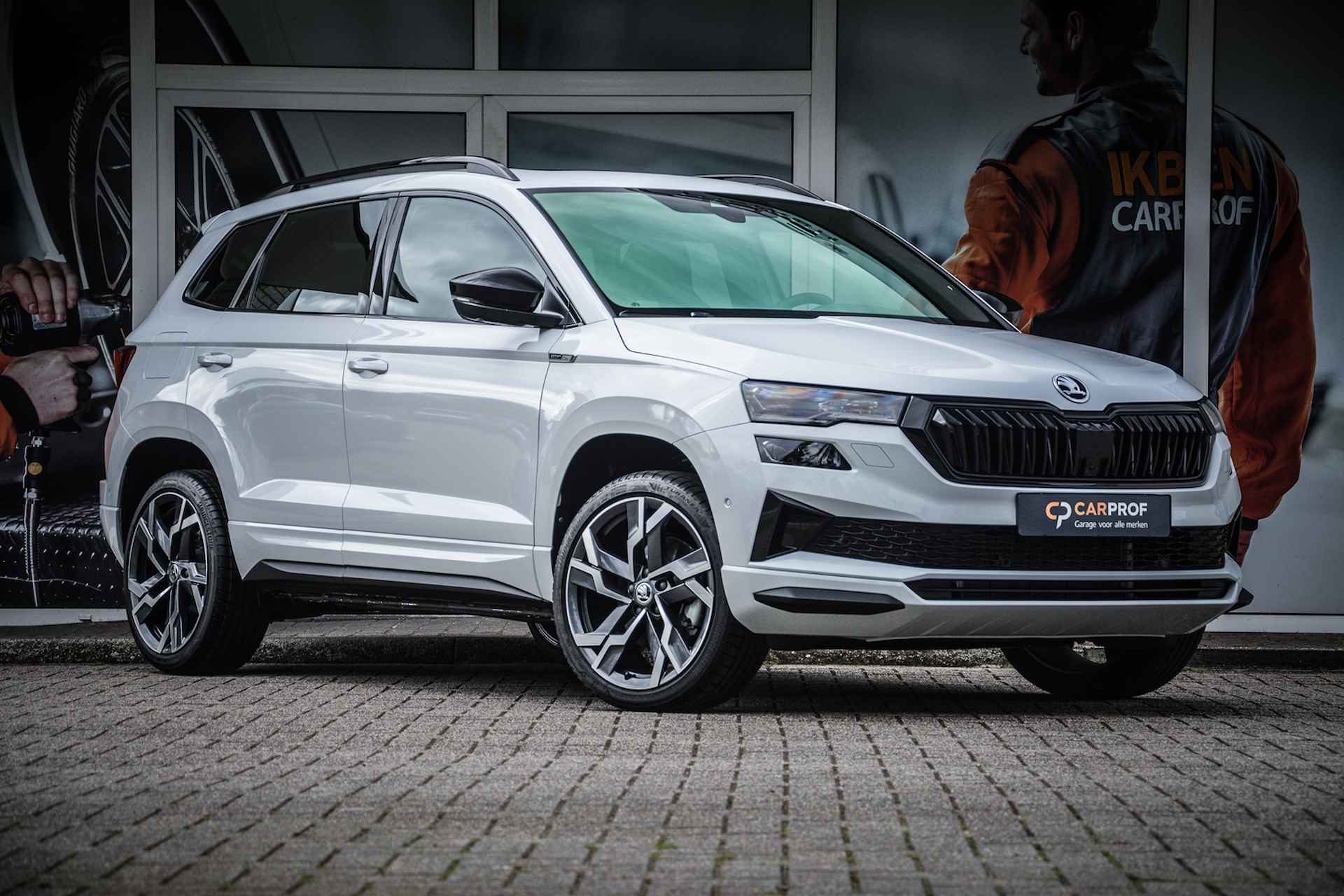 Skoda Karoq 1.5 TSI 110kW/150pk DSG Sportline - 2/19