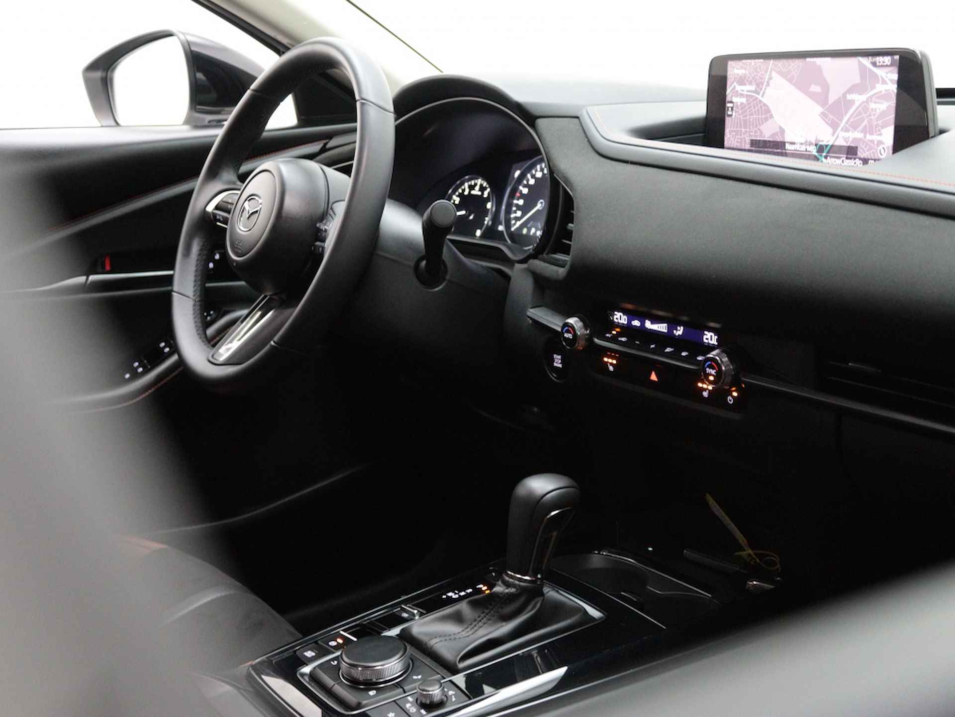 Mazda CX-30 2.0 eSA-G Nagisa | Stoelverwarming | Carplay | Navigatie | Cruis - 35/48