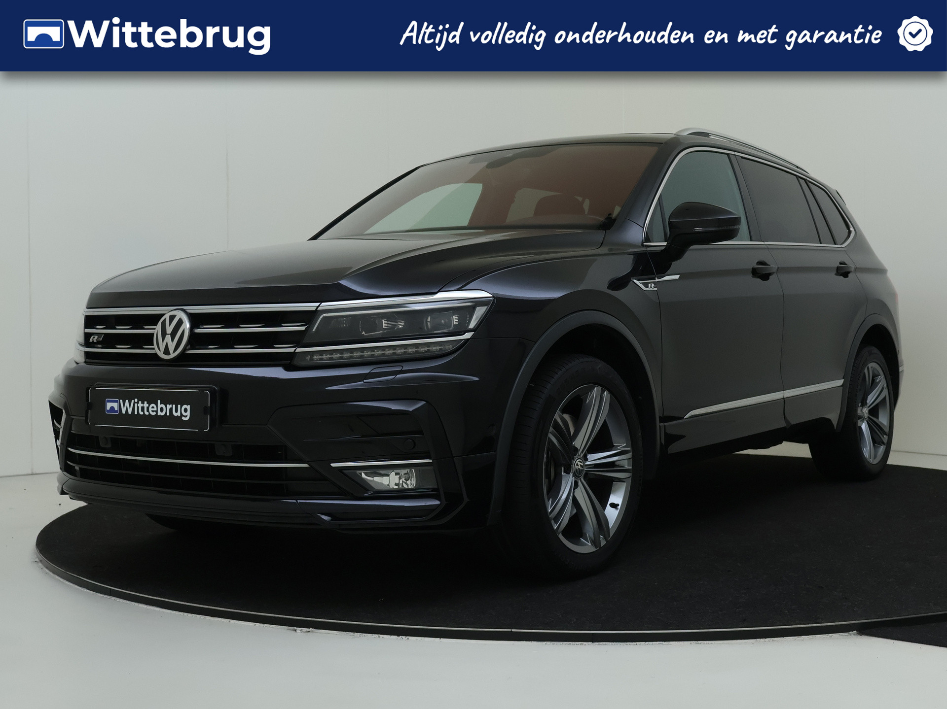 Volkswagen Tiguan Allspace 2.0 TSI 4Motion Highline Business R 191 pk Automaat | Trekhaak | R-Line exterieur | 2300 kg Trekgewicht