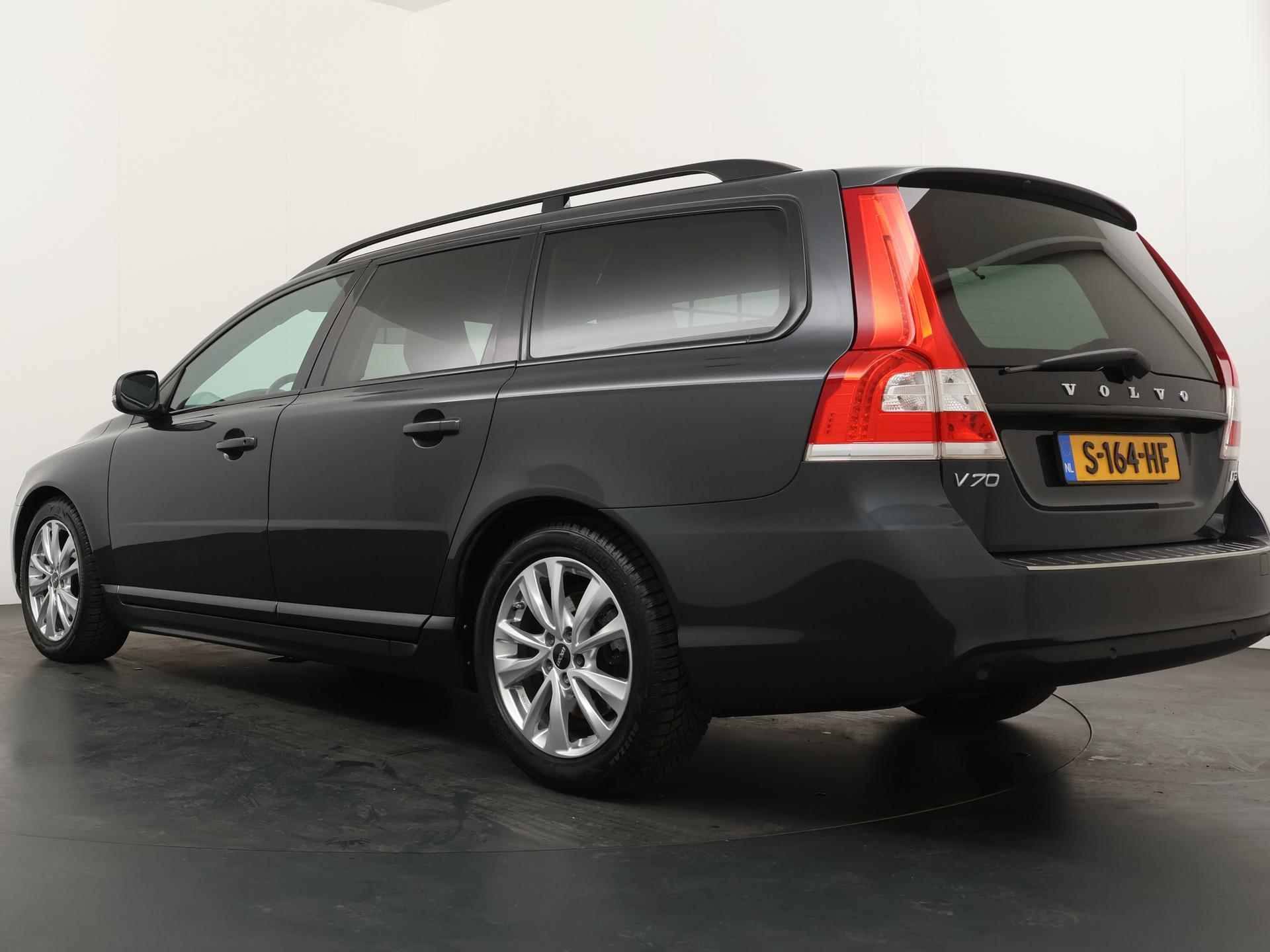 Volvo V70 2.0 D3 Classic Edition | Airco | Cruise Control | Diesel | 101.745 KM | - 4/23