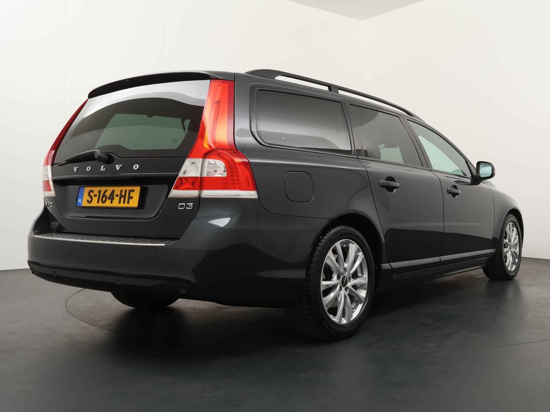 Volvo V70 2.0 D3 Classic Edition | Airco | Cruise Control | Diesel | 101.745 KM | - 6/23