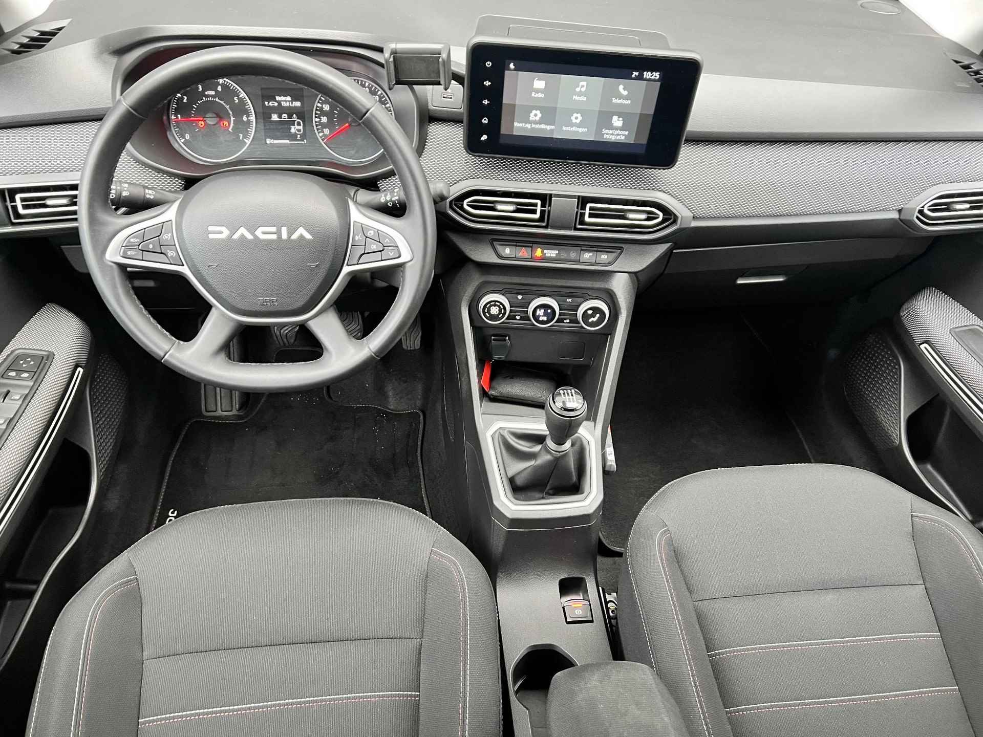 Dacia Jogger 1.0 TCe 100 ECO-G Extreme 5p. | Trekhaak | Keyless | Apple Carplay & Android Auto | Dodehoek Detectie | Climate Control - 5/25