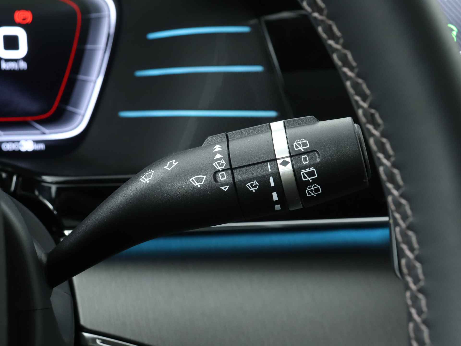 BYD TANG AWD Executive 86 kWh | €10.000 Voorraad Voordeel! Direct Rijden! | Digital Cockpit | Navigatie | Stoelverwarming/-koeling | - 20/45